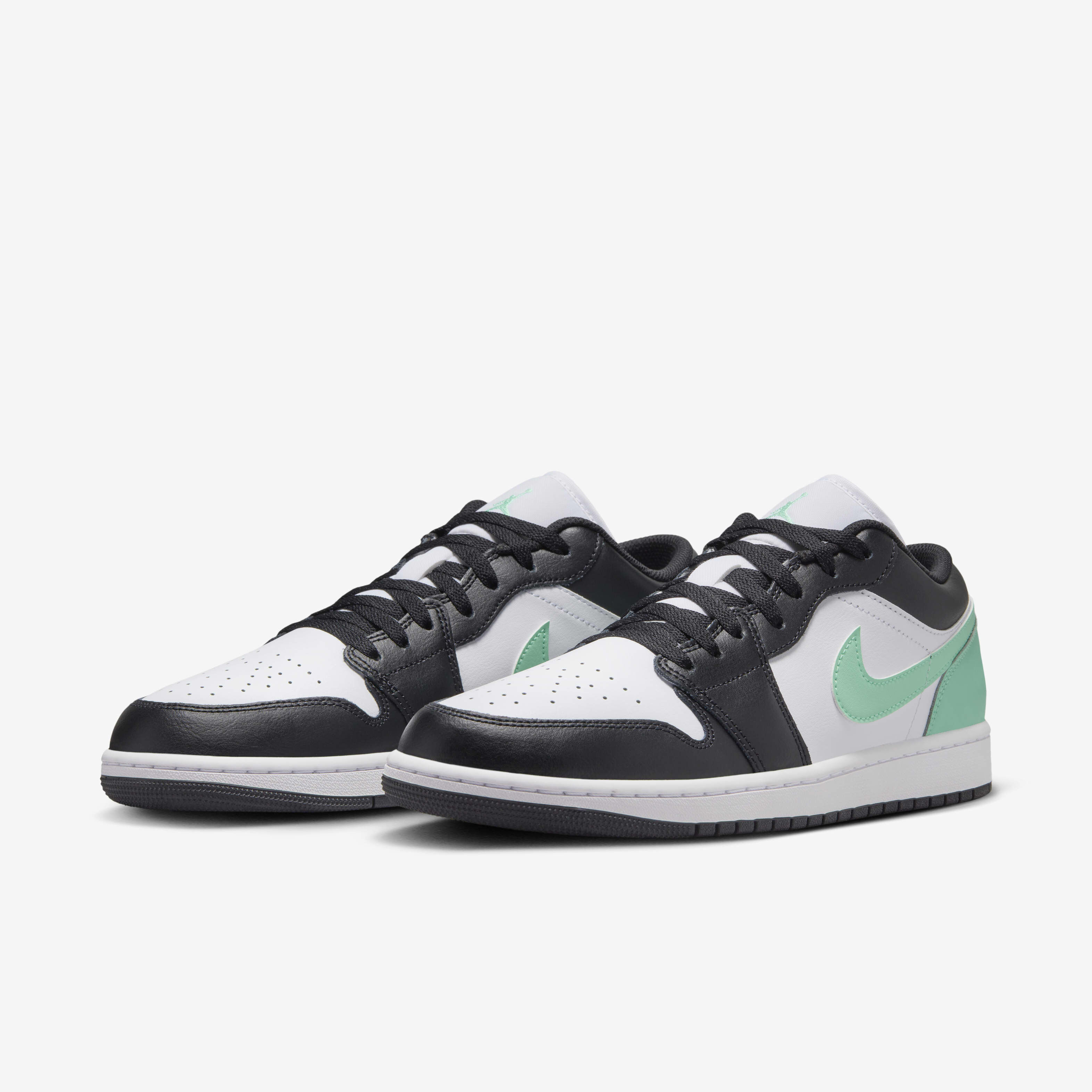 Air Jordan 1 Low image number 4