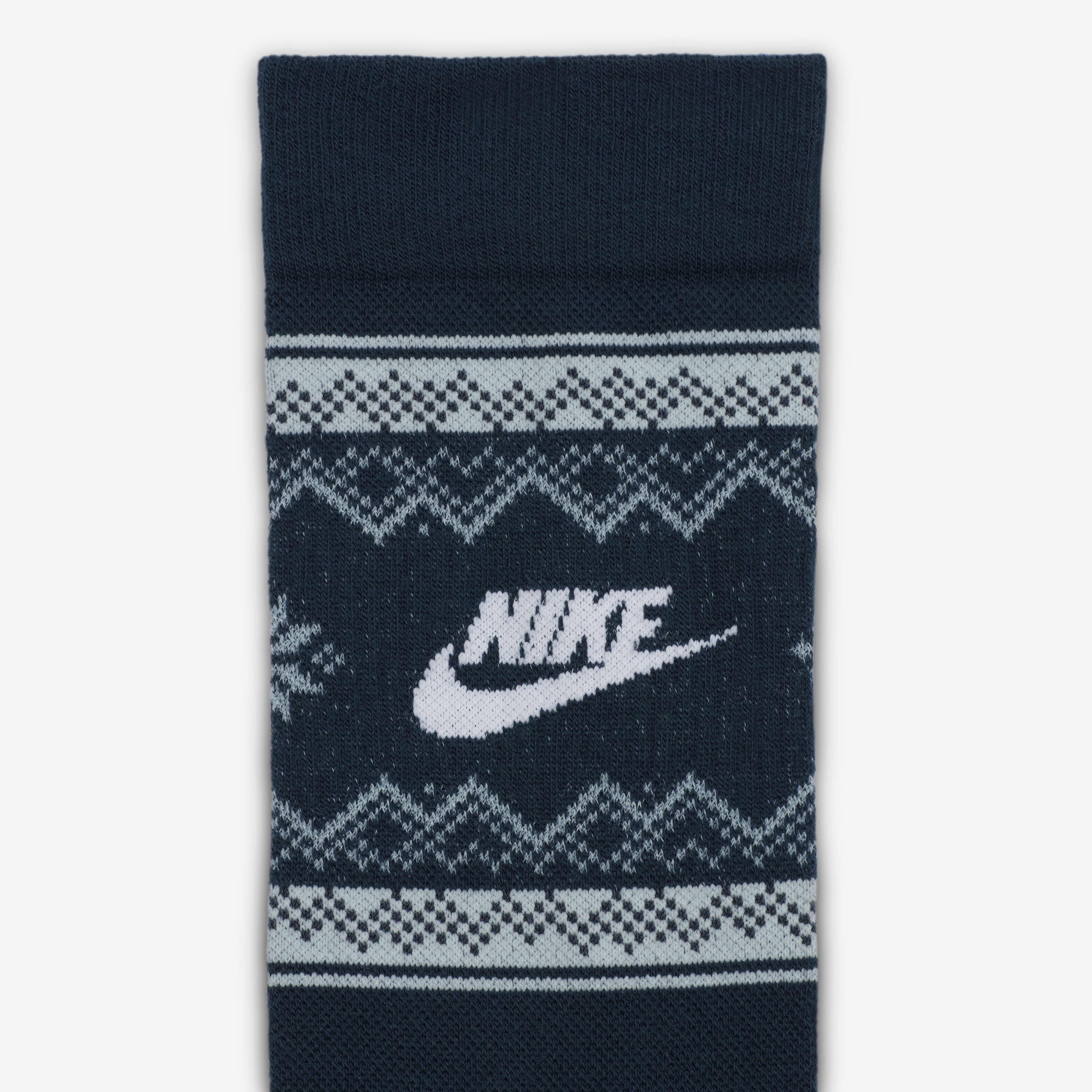 Nike Everyday Essentials image number 3