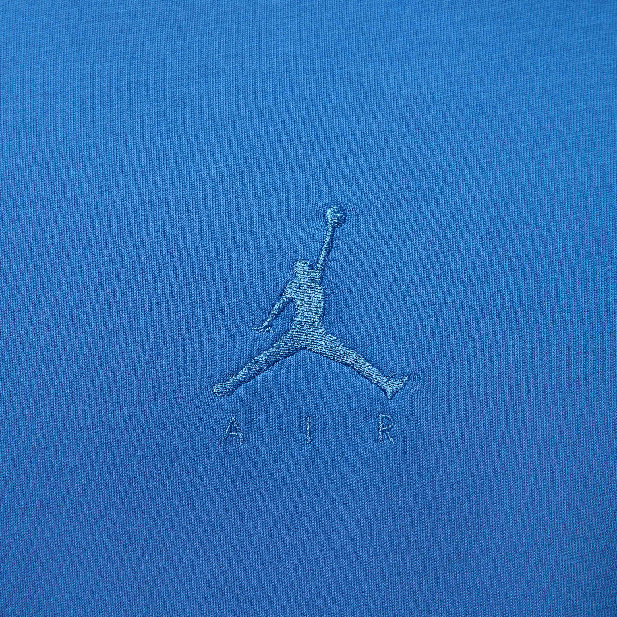 Zoom image