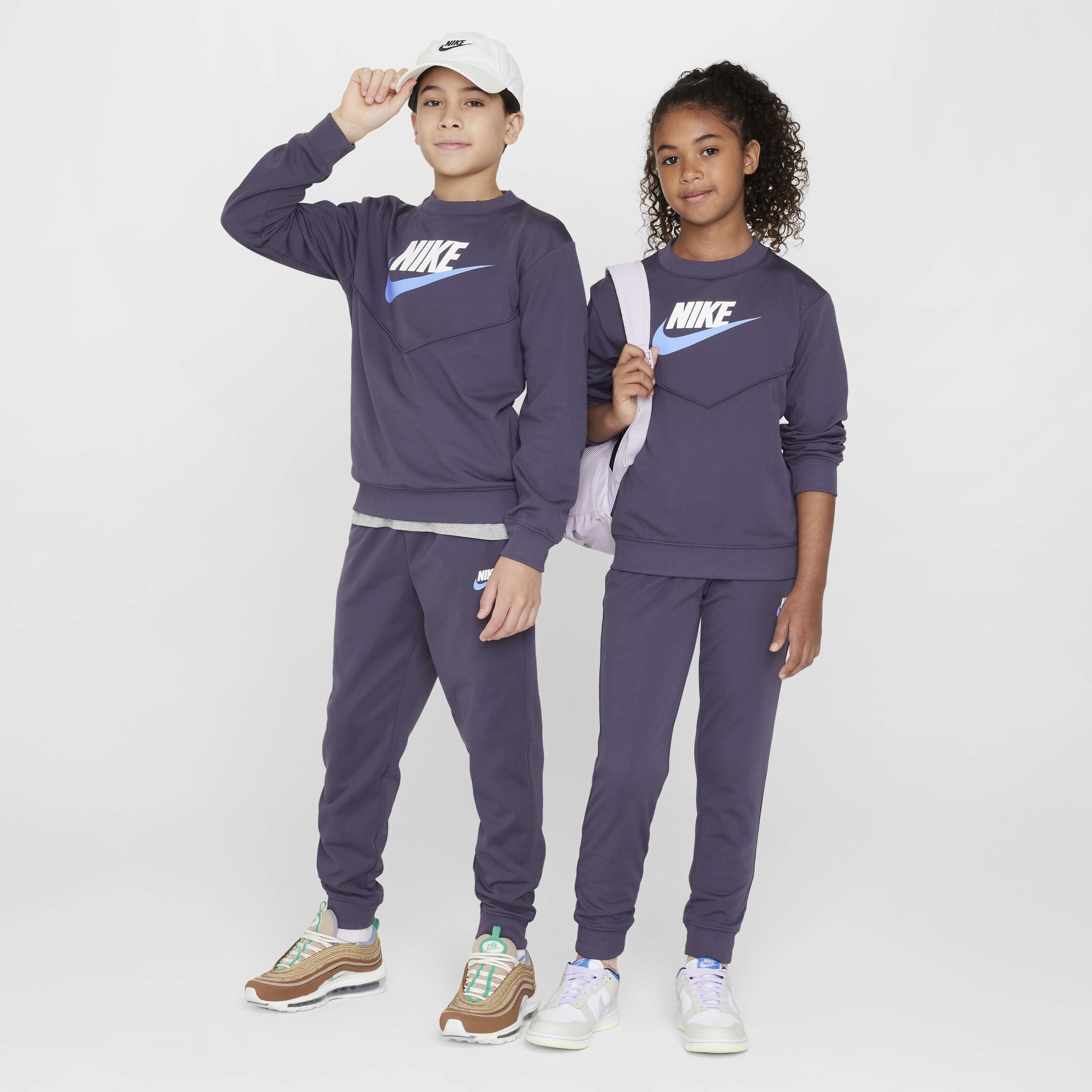 Kids nike air max tracksuit clearance