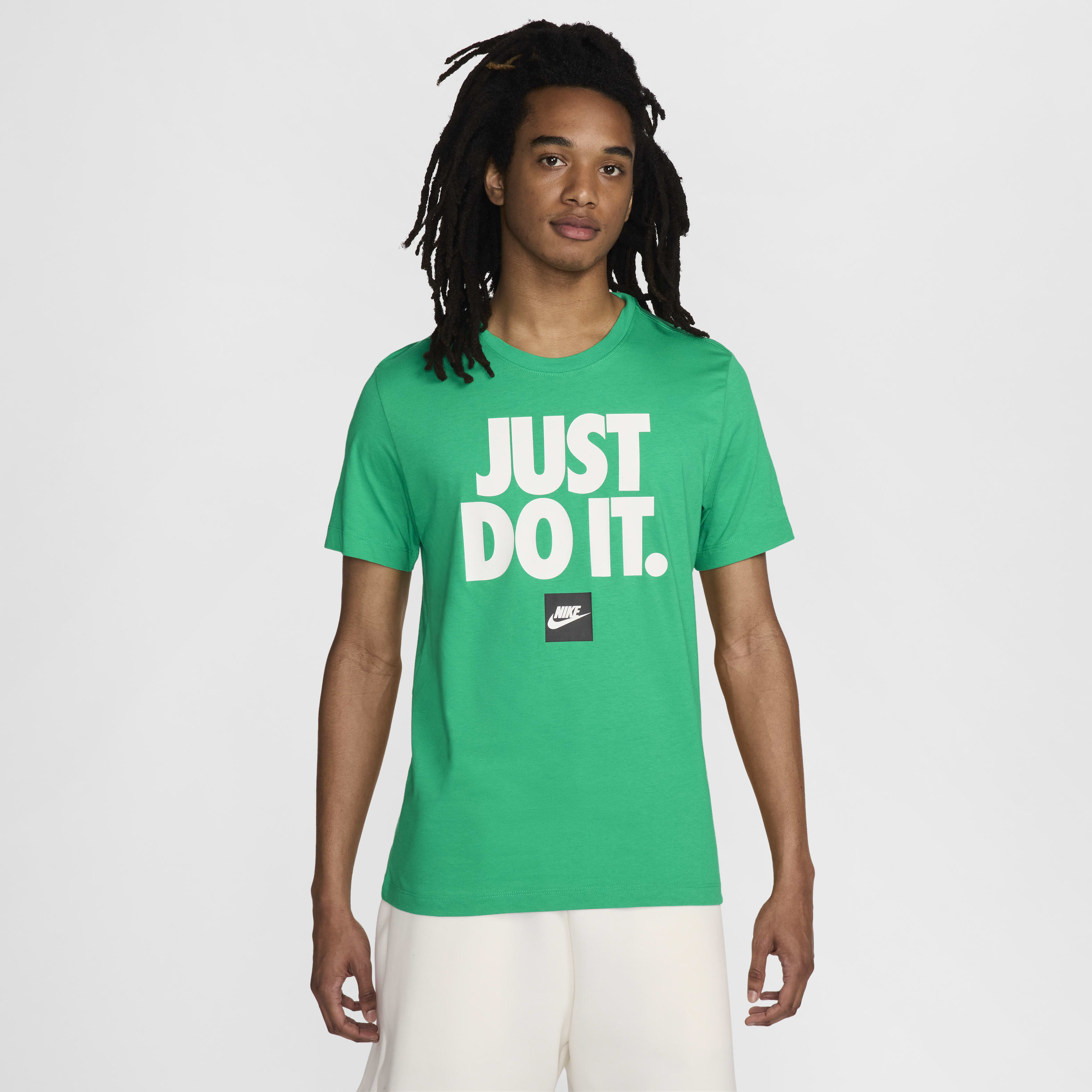 Nike Sportswear image number 0