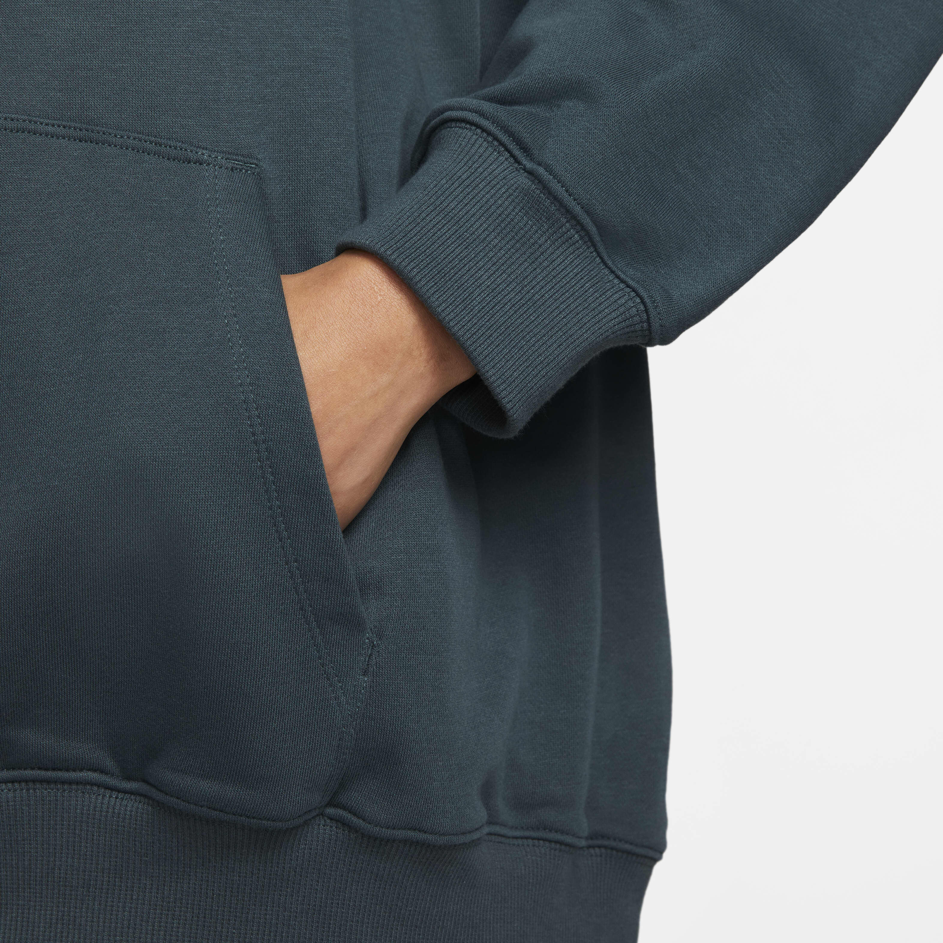 نايكي سبورتسوير image number 4