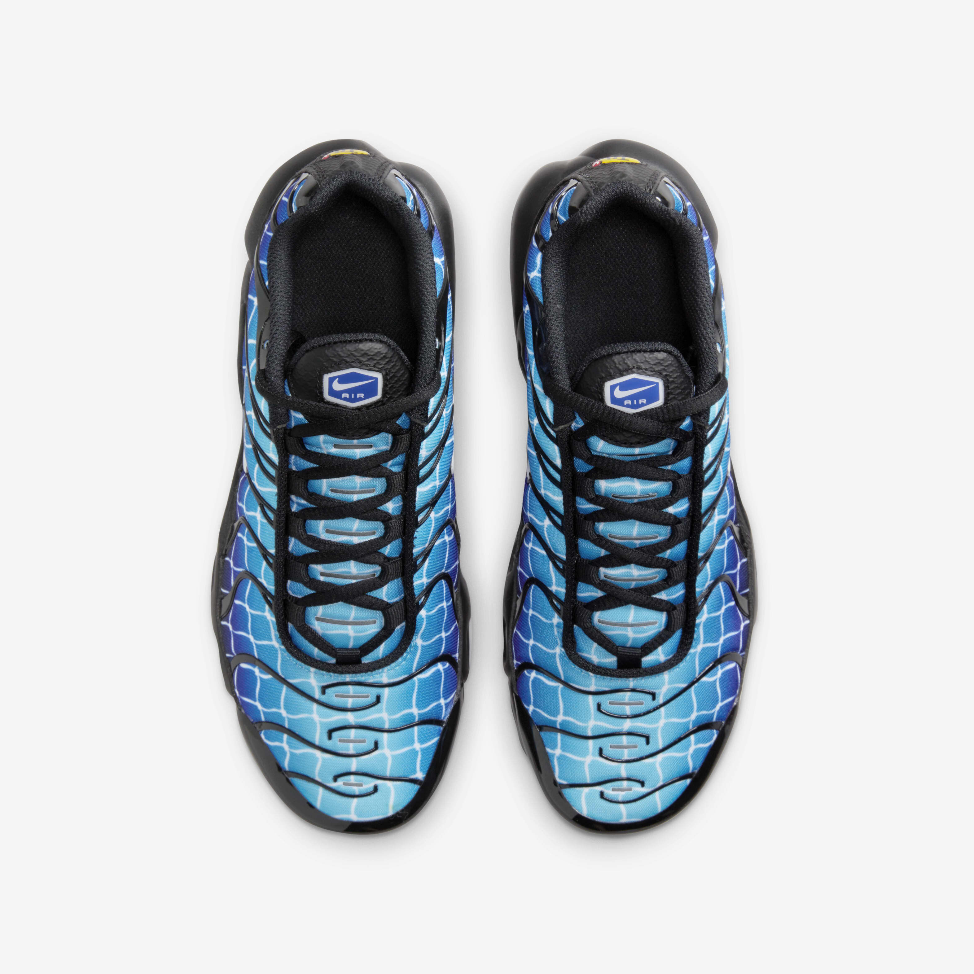 Nike Air Max Plus image number 3