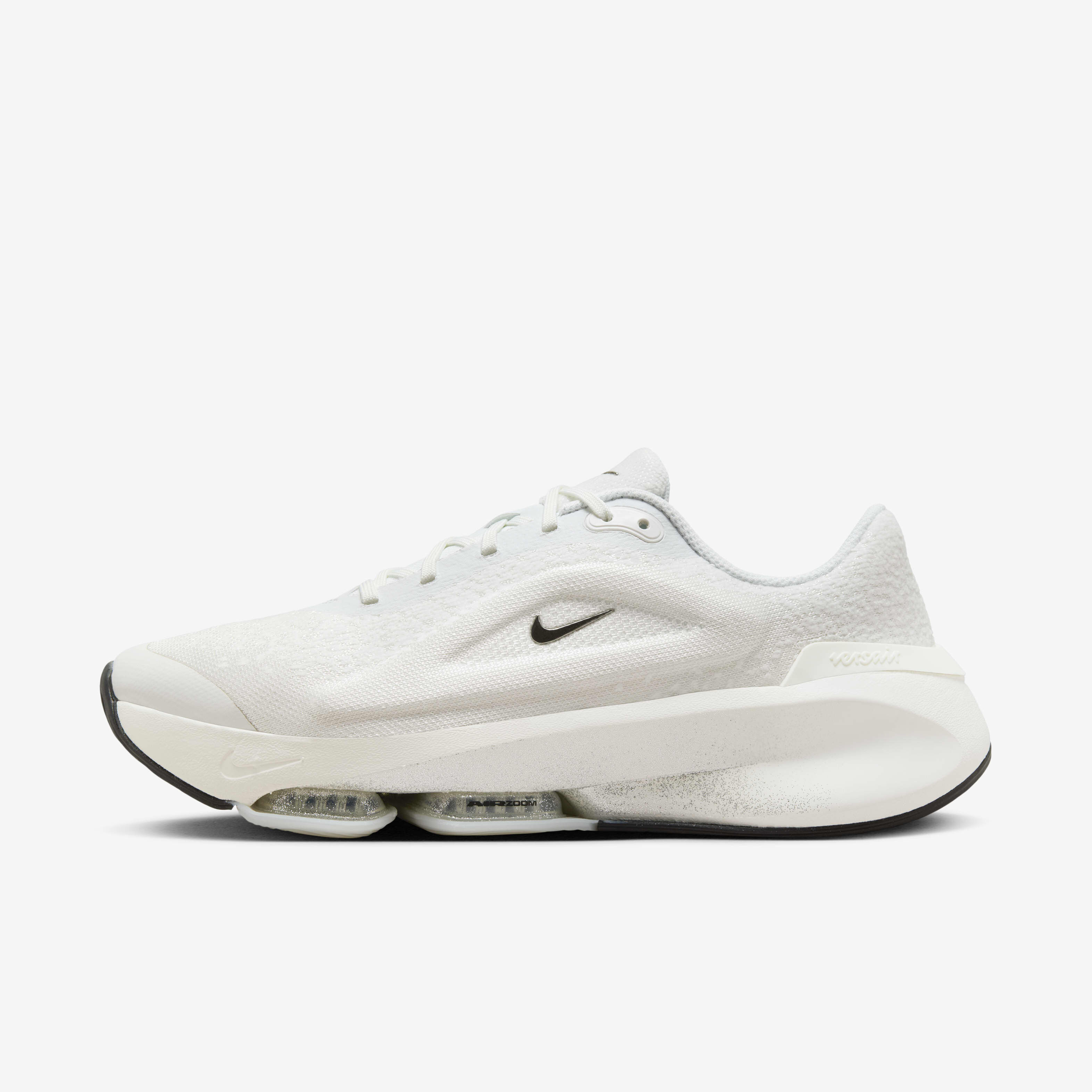 Buy Nike Versair Premium Women s Workout Shoes with Glitter Nike Qatar Official
