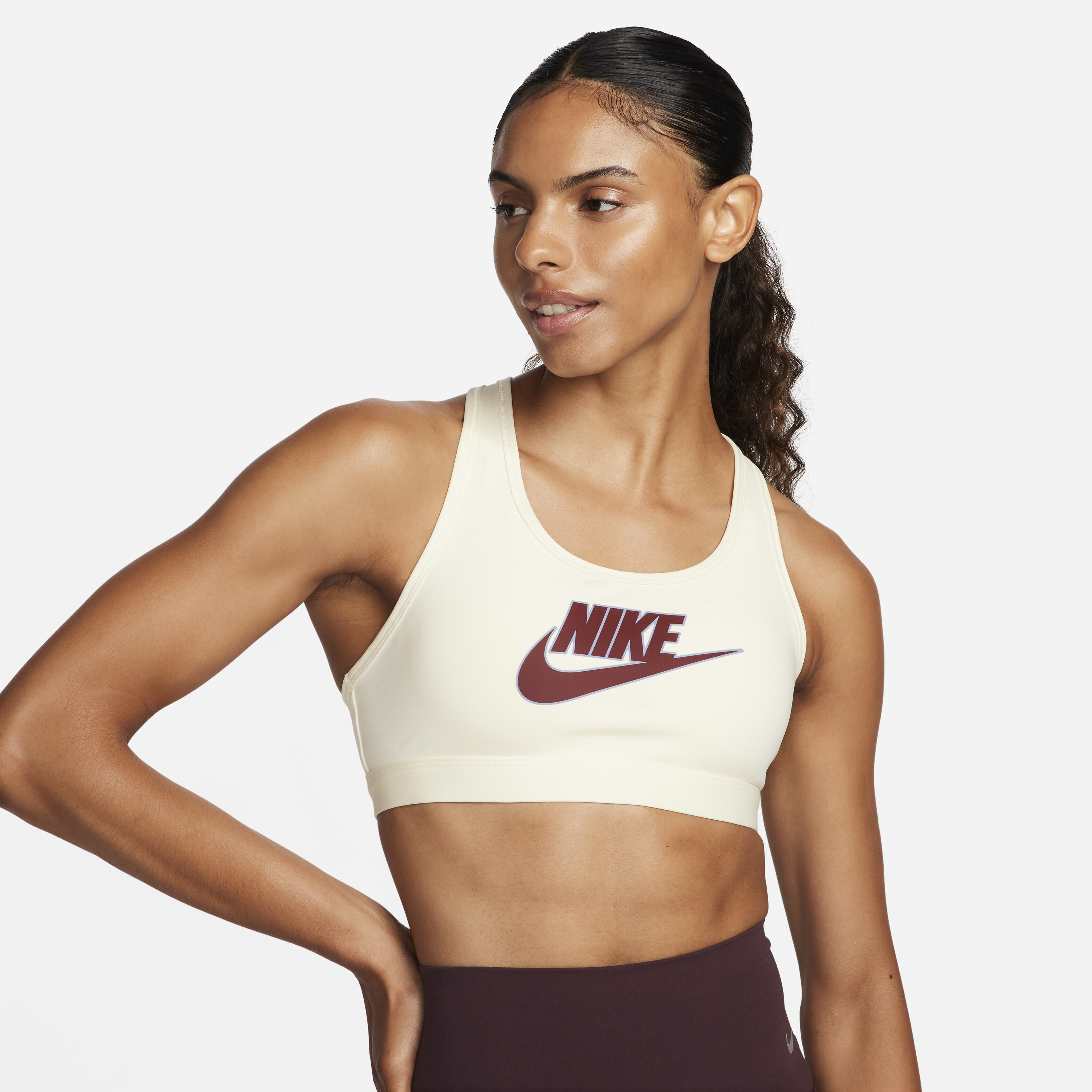 Nike Swoosh Medium-Support image number 1