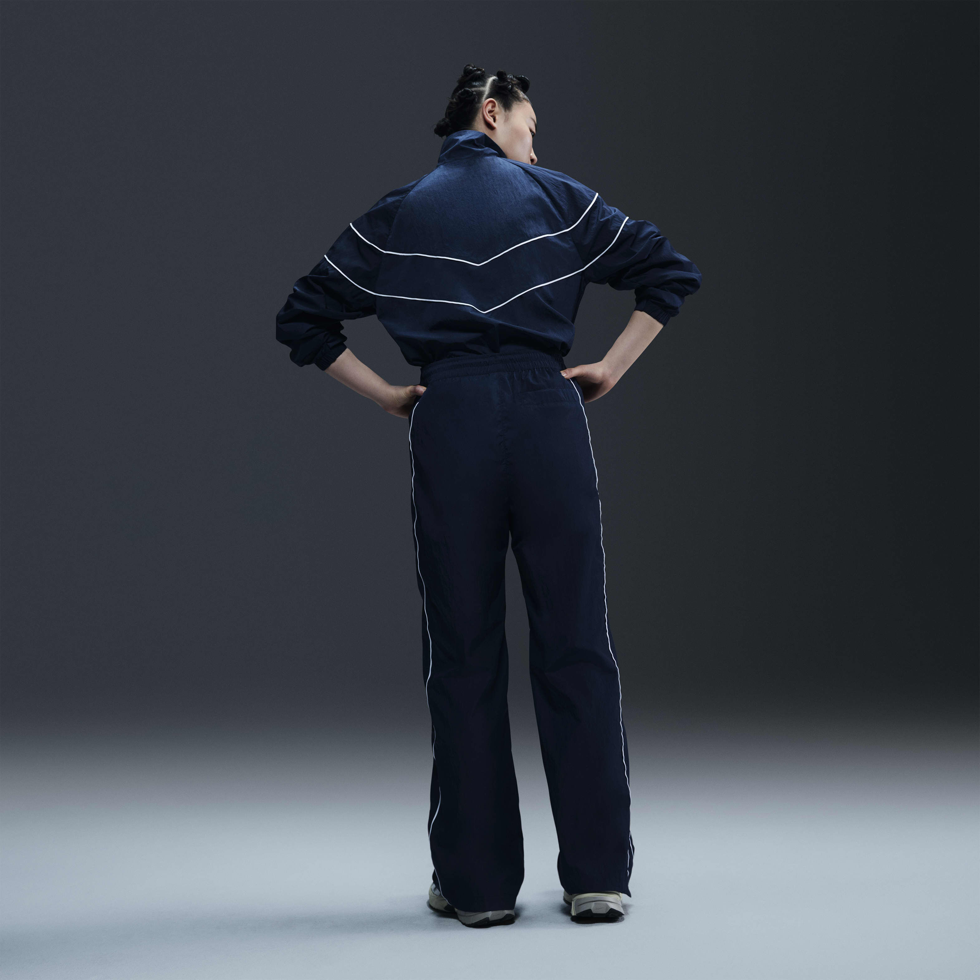 ウォームアップウェア NIKE NAVY CLIMA FIT Amazon.co.jp: NIKE ナイキ ウォームアップジャケット 軽量