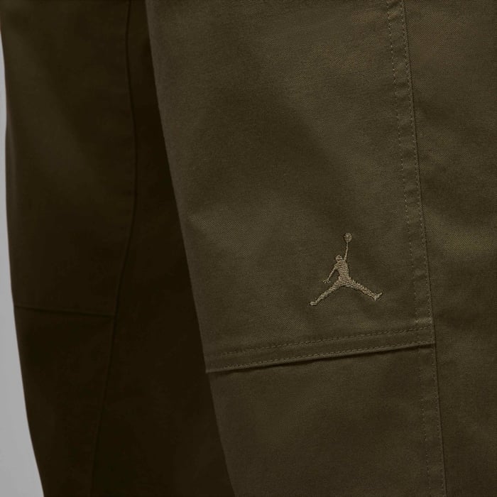 Jordan Essentials image number 5 Jordan Essentials image number 5