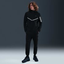 Nike Tech
