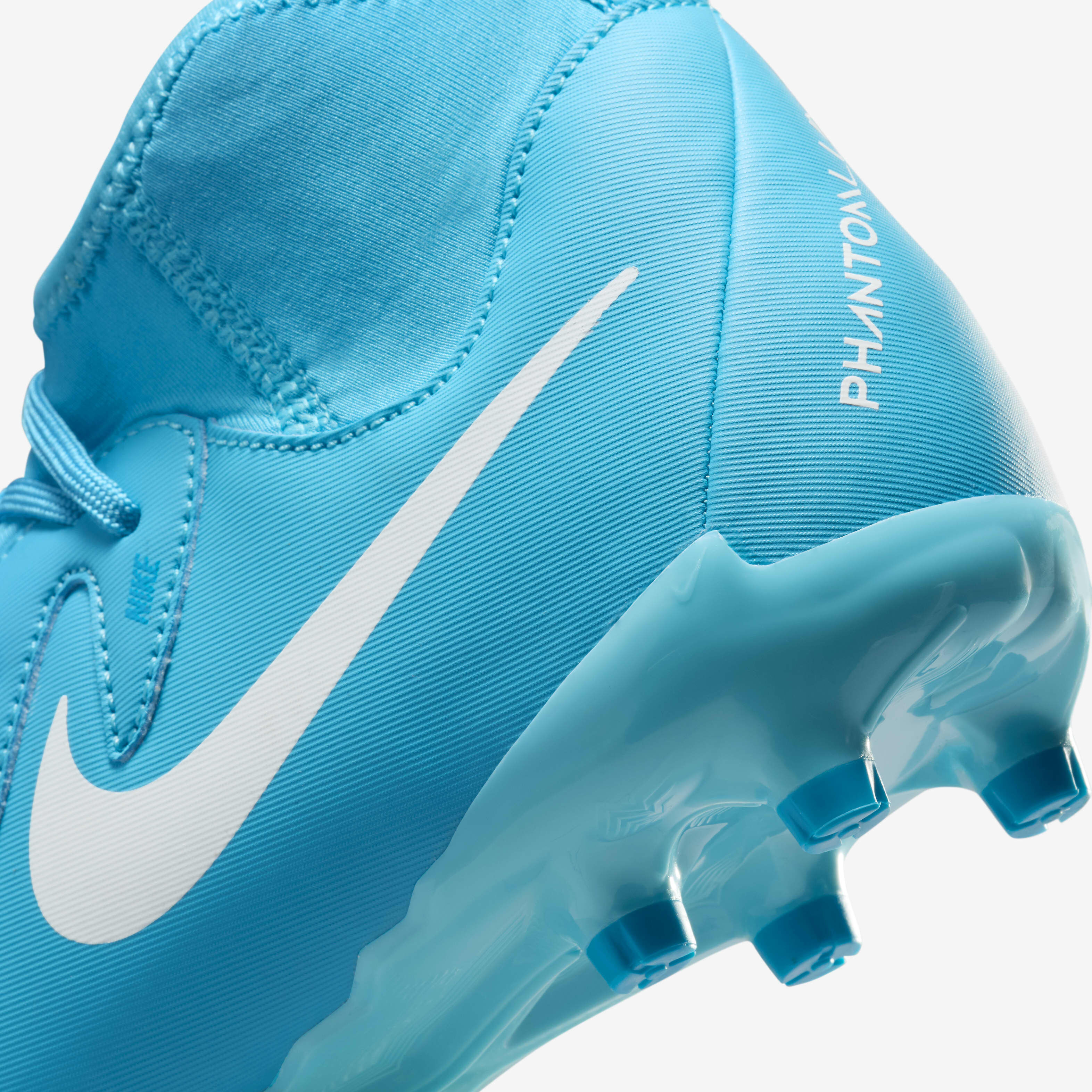 Nike Jr. Phantom Luna 2 Academy image number 8