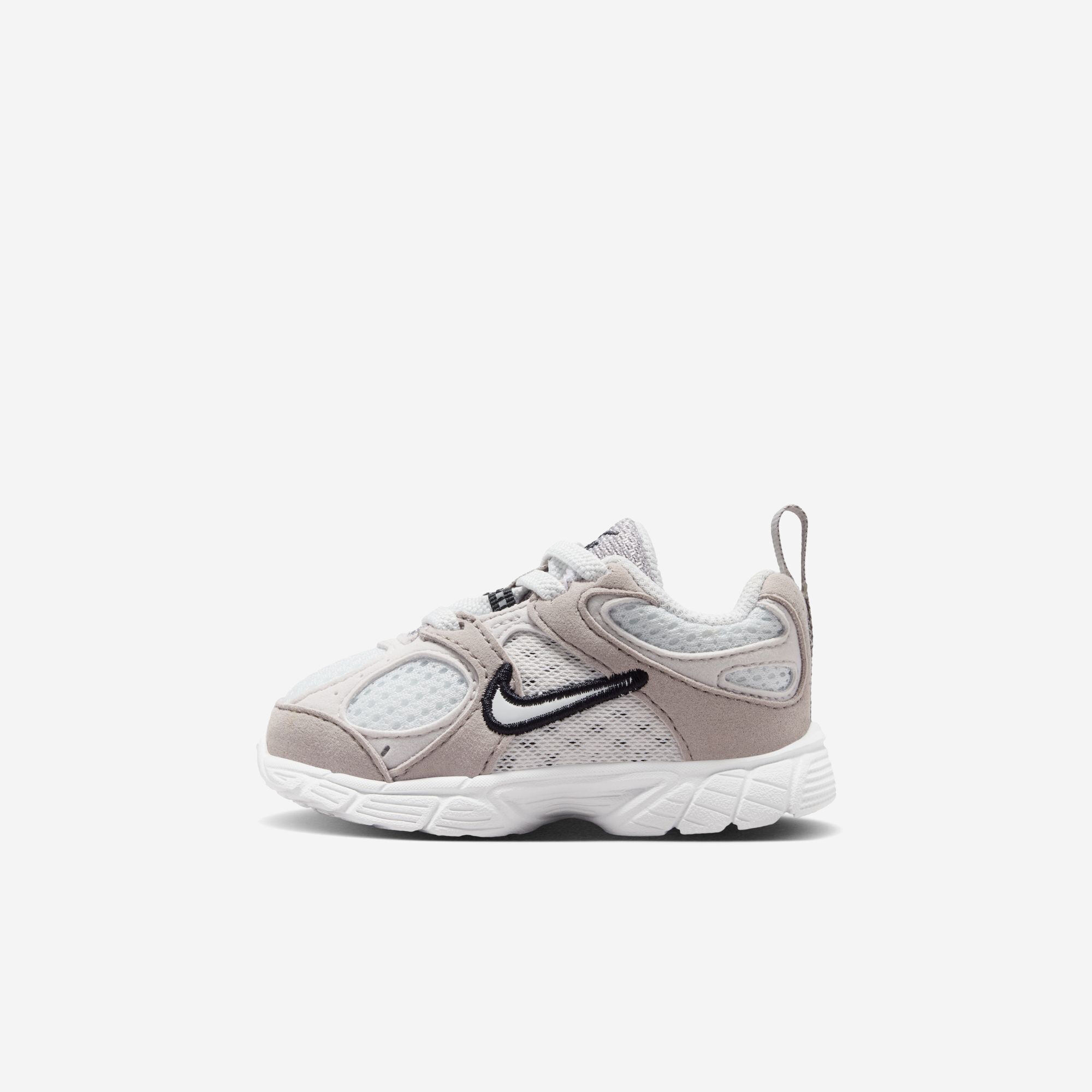 Nike V5 RNR Suede image number 4