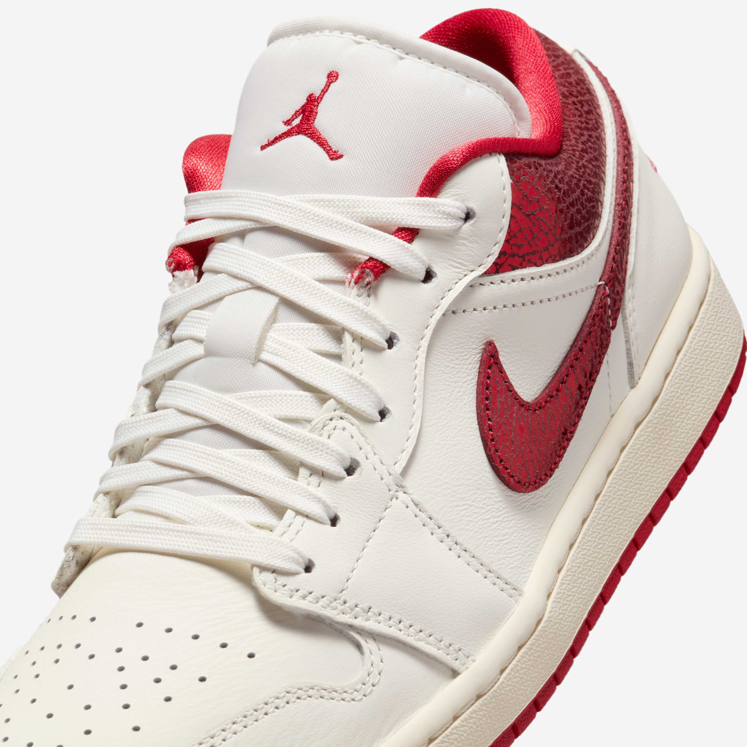 Air Jordan 1 Low SE image number 6