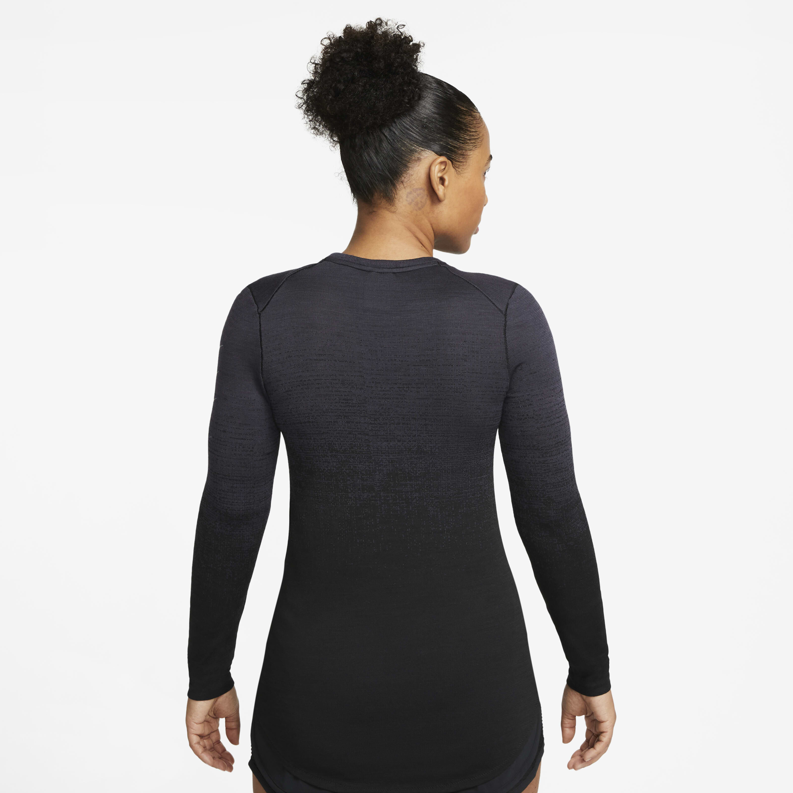 نايكي دراي-فِت ADV رَن ديفيجن image number 1