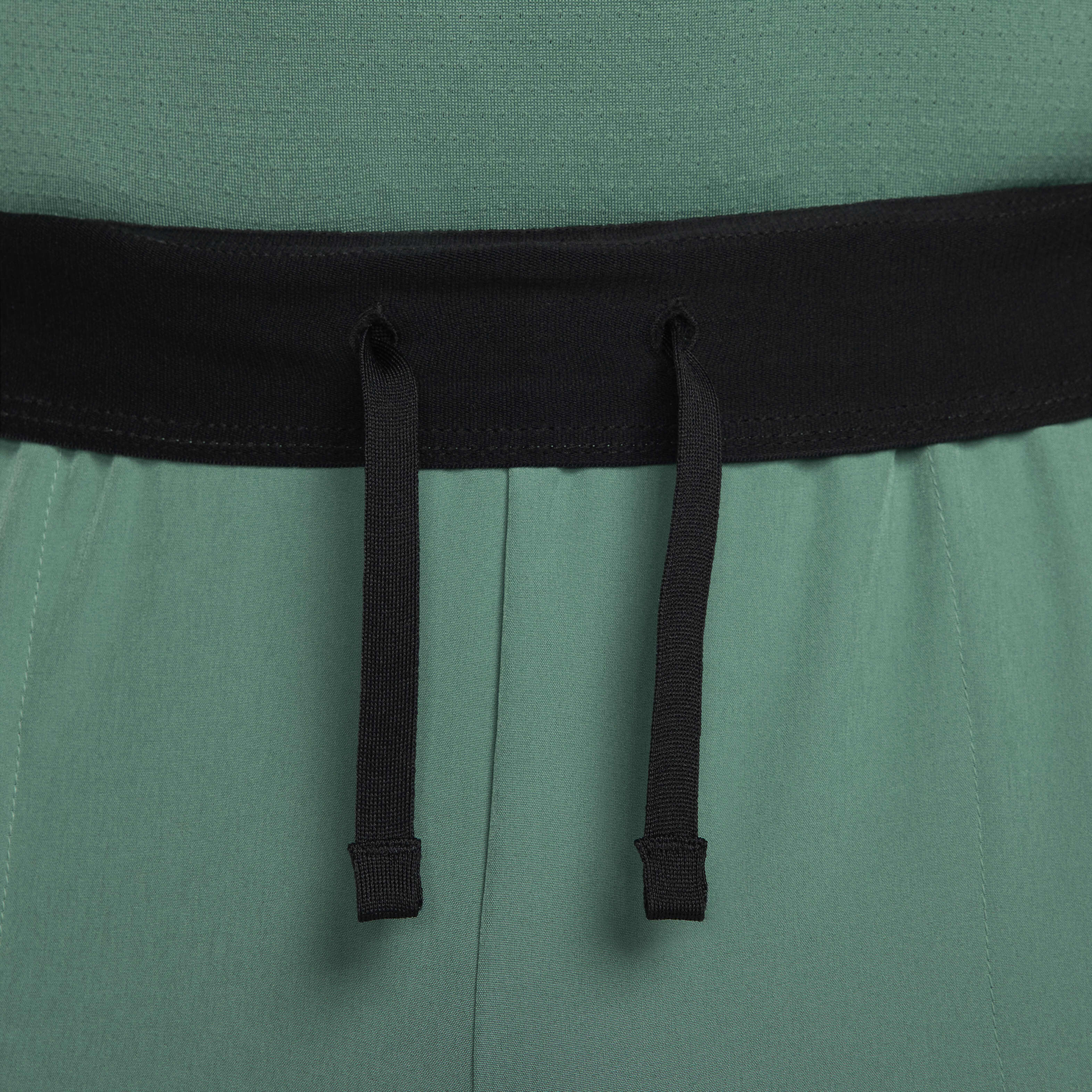 NikeCourt Advantage image number 3