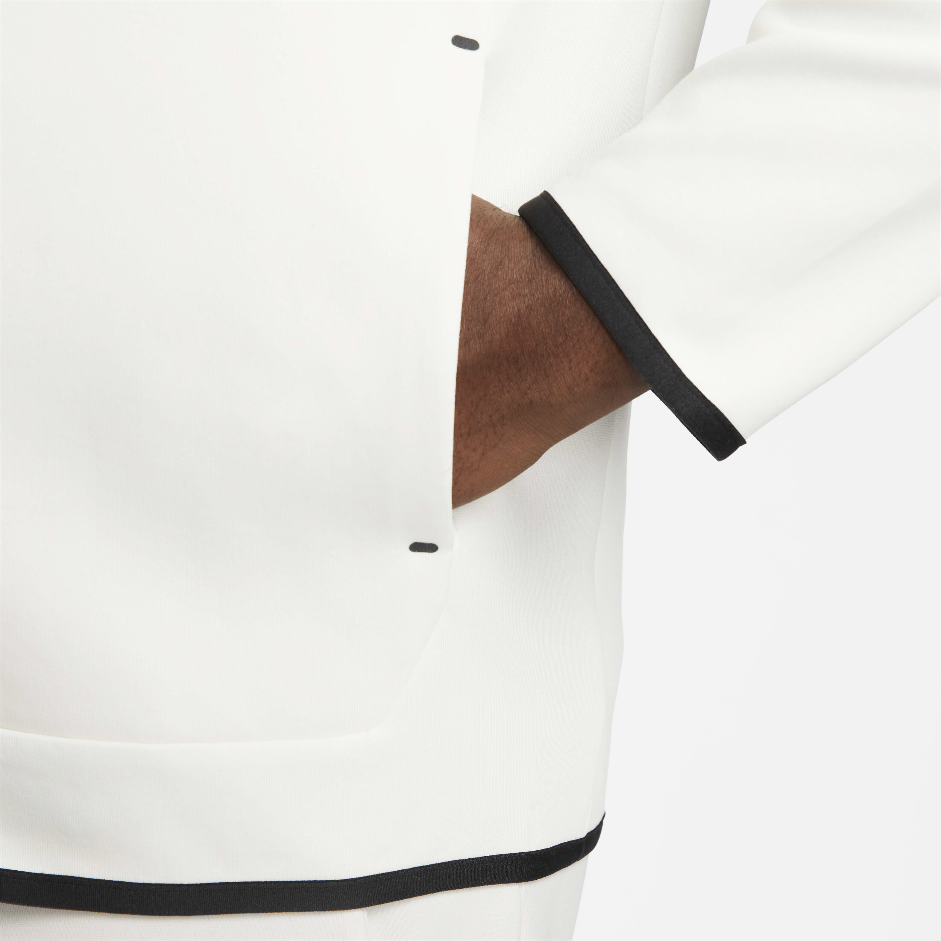 نايكي سبورتسوير تك فليس image number 11