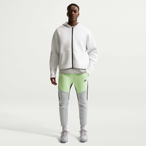 Nike Tech