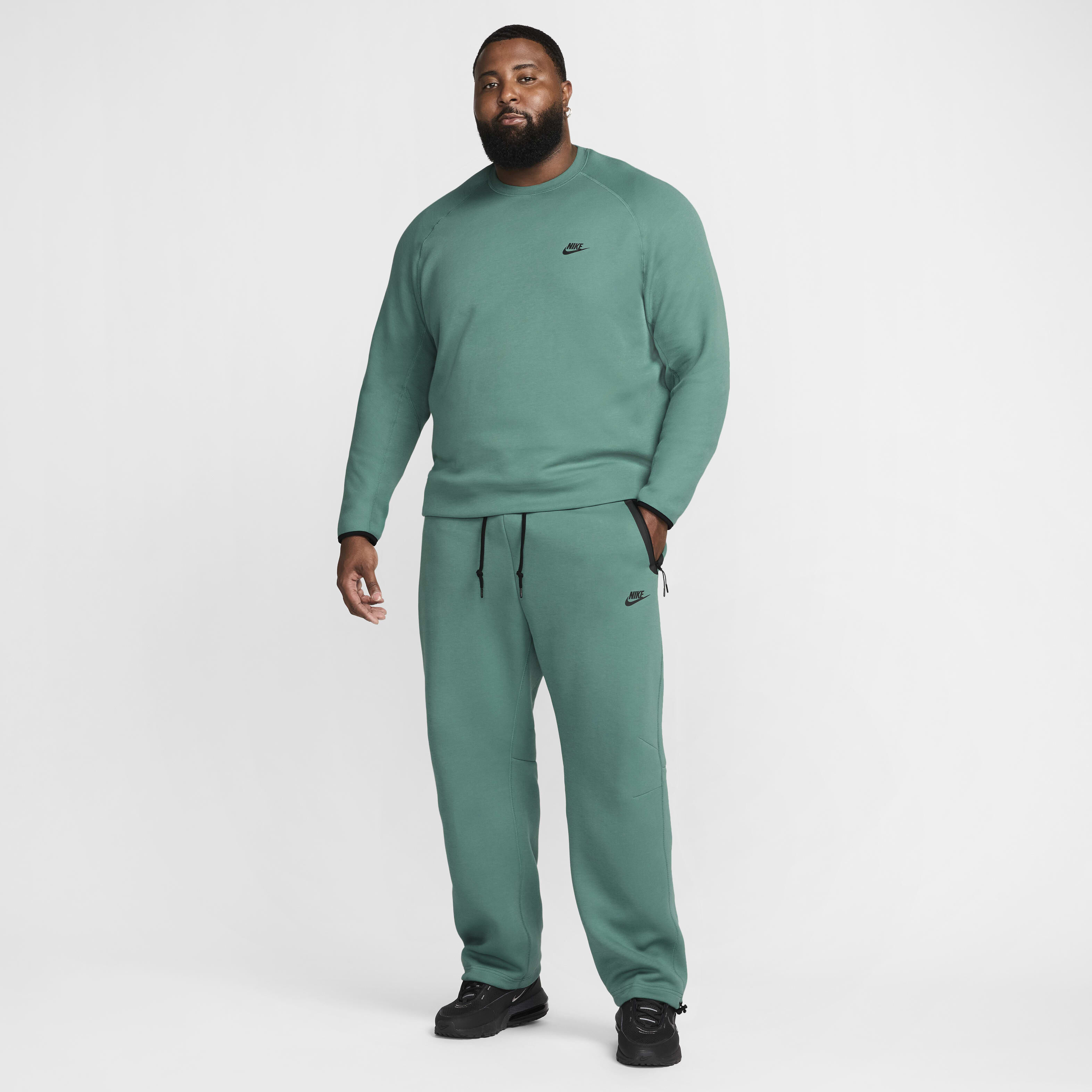 Nike jumper and joggers online