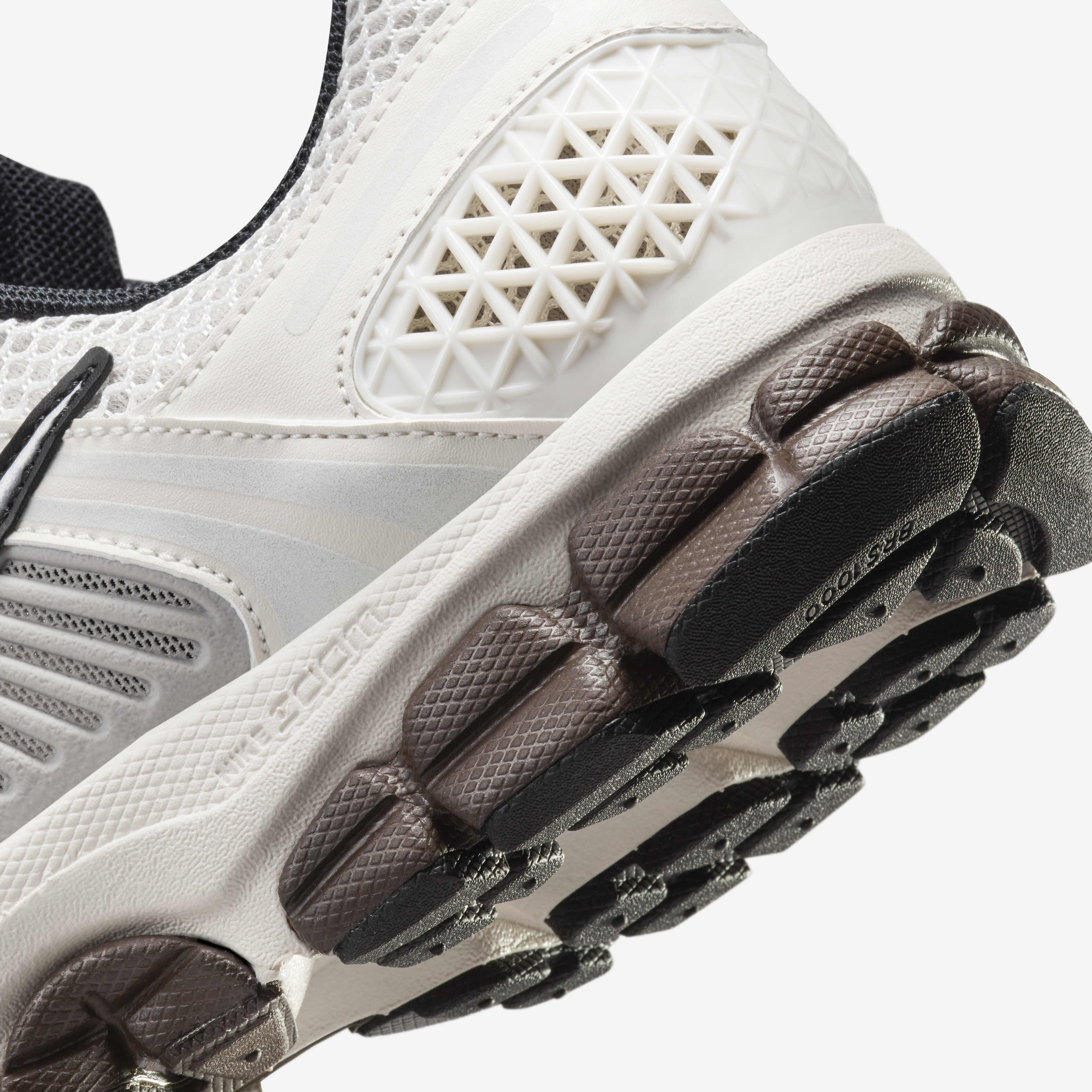 Nike Zoom Vomero 5 image number 8