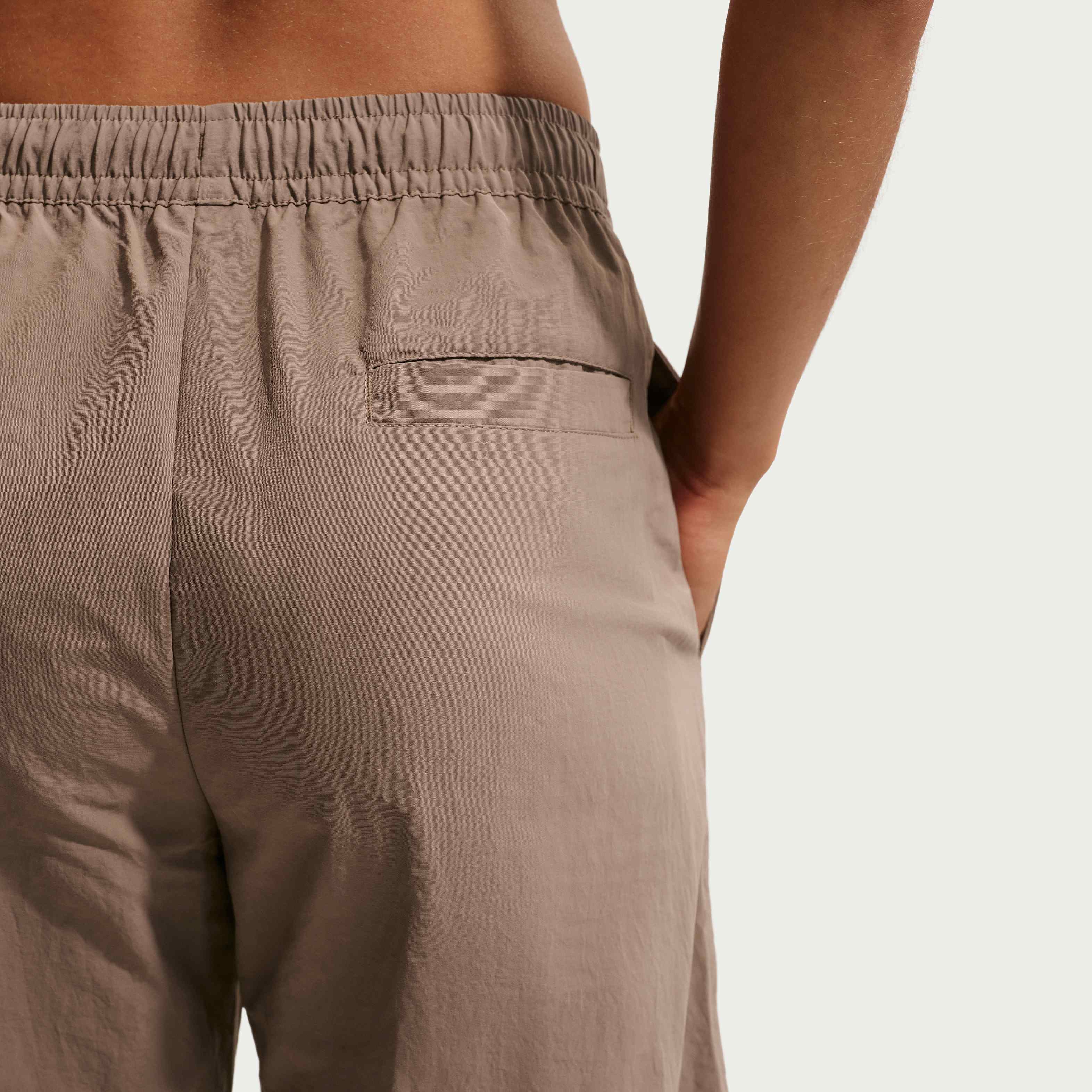 Nike Sportswear Everything Wovens image number 2