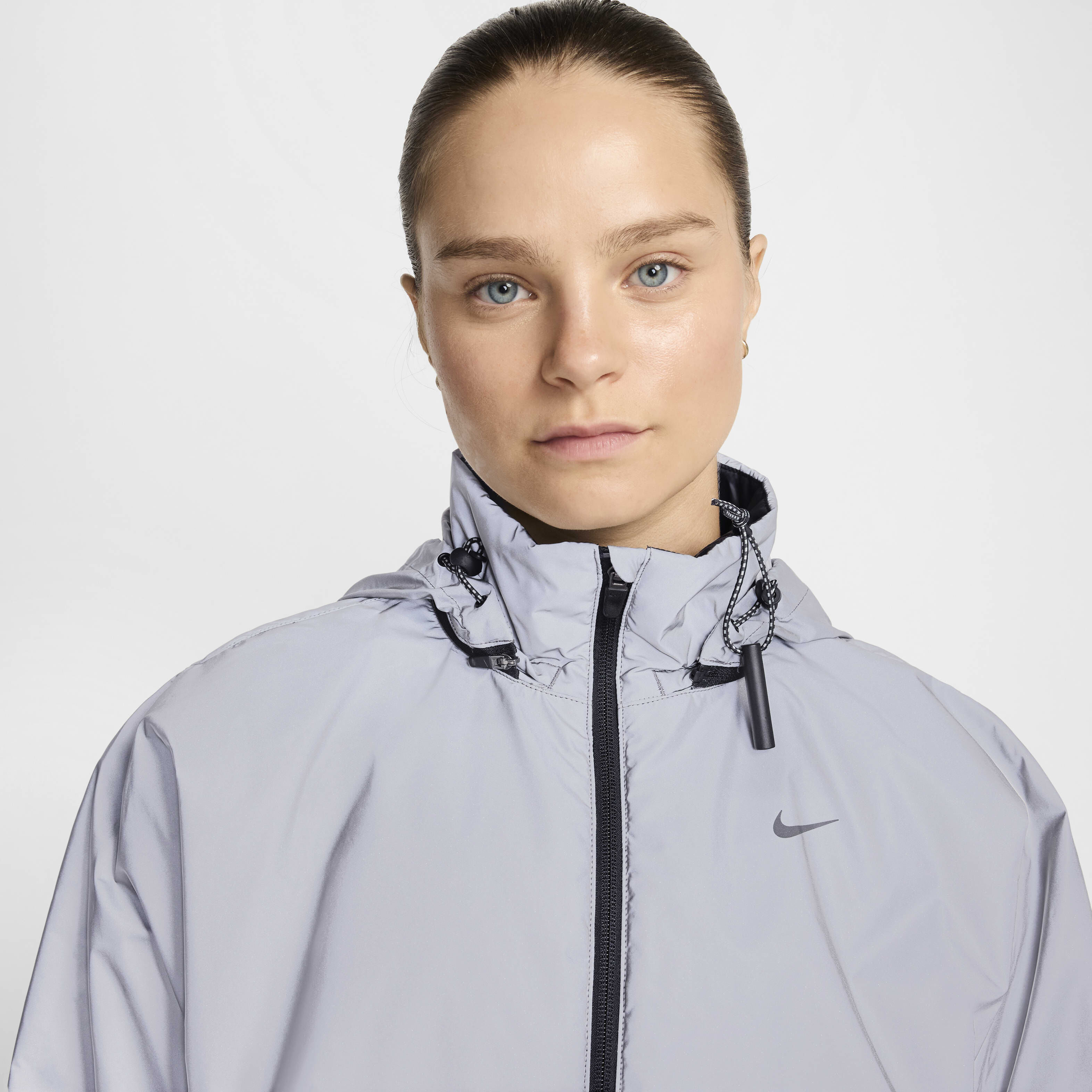 Buy Nike Running Division Women s Therma FIT Reflective Design Running Jacket Nike Qatar Official