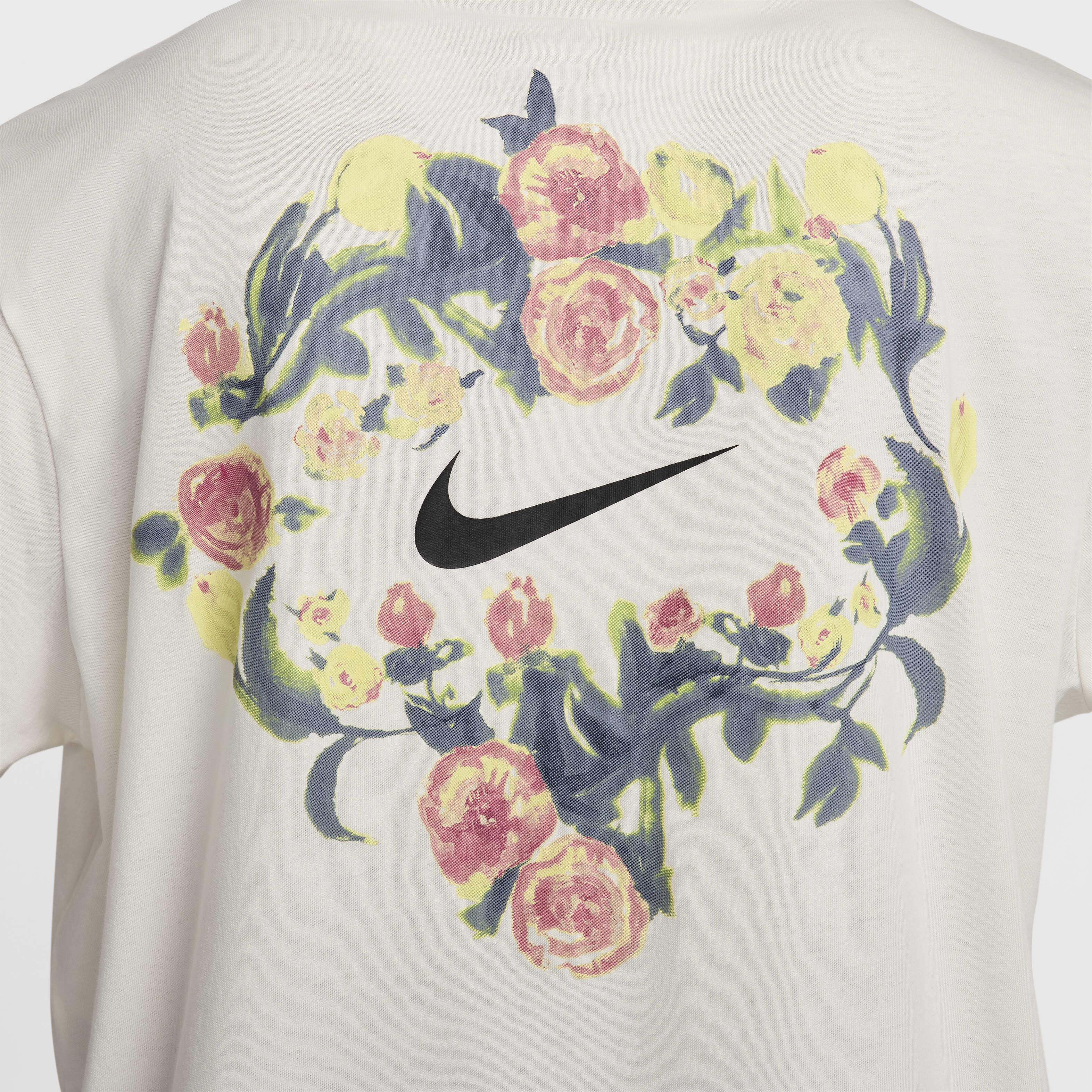 Nike sportswear floral collection store
