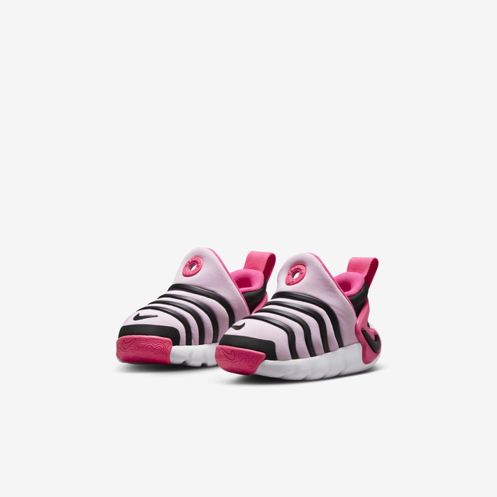 Nike Dynamo Go image number 4 Nike Dynamo Go image number 4