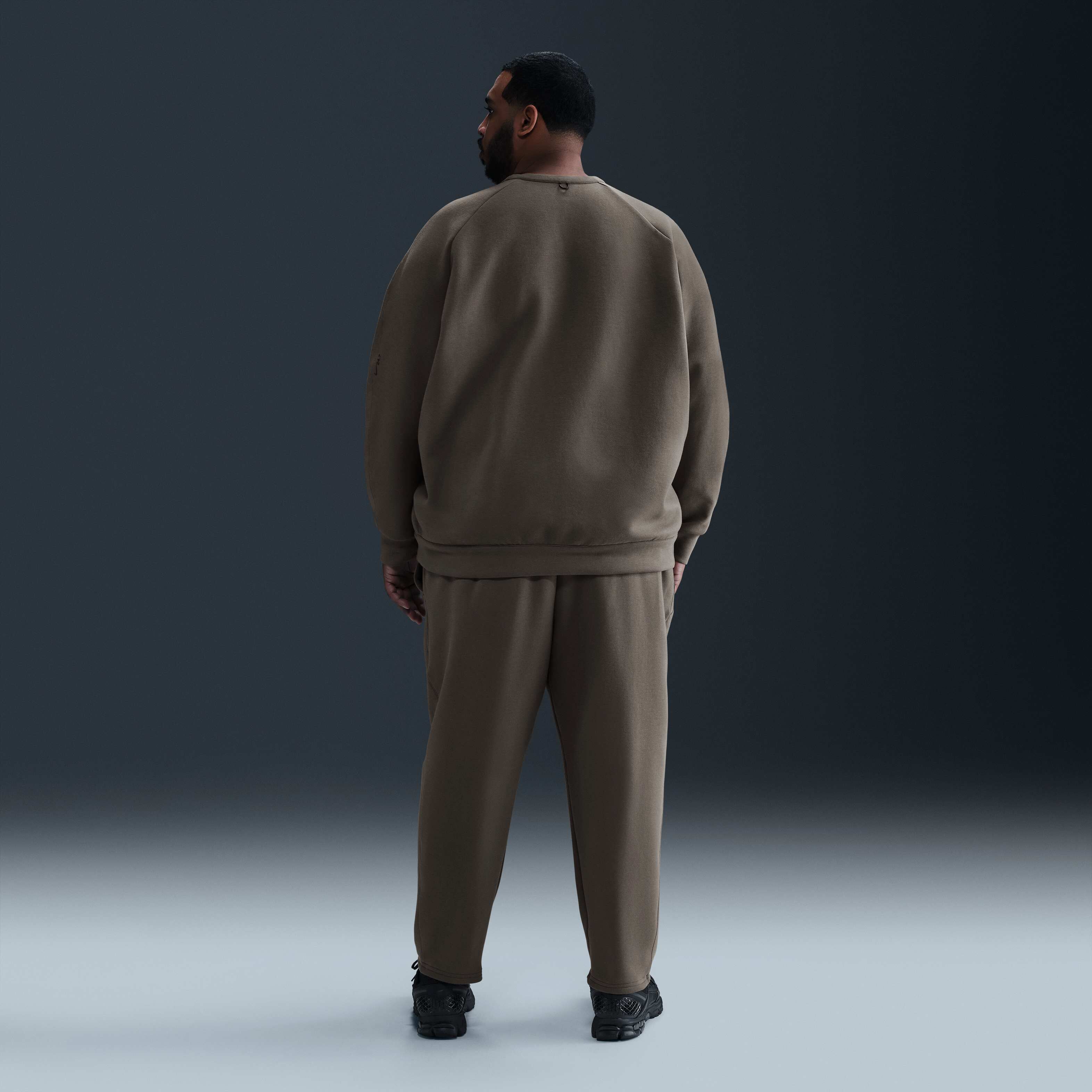 نايكي 24.7 امبوسبلي سوفت image number 10