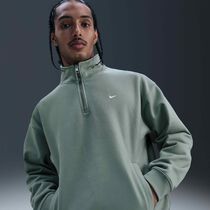 نايكي سولو سووش