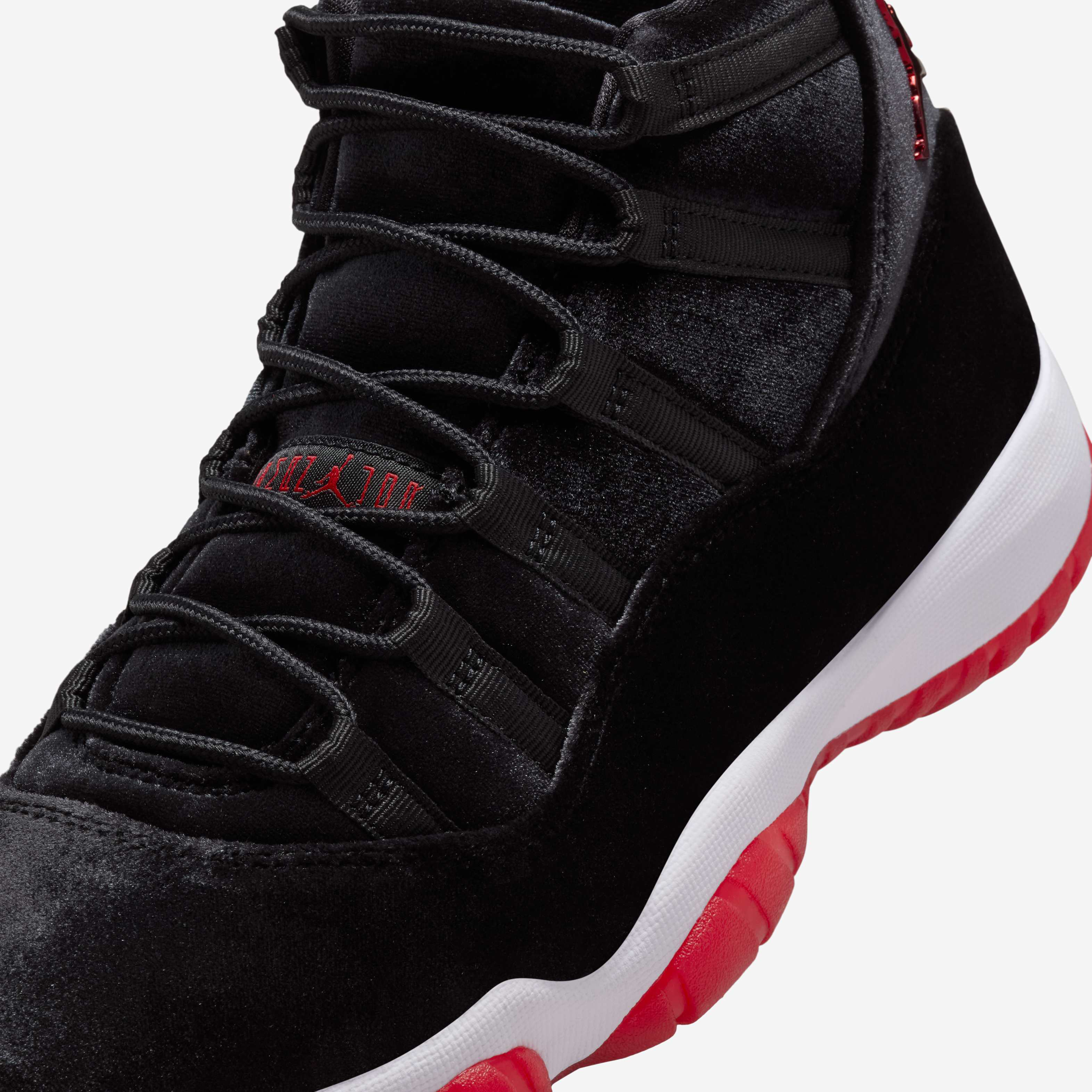 Air Jordan 11 Retro 'Bred Velvet' image number 6