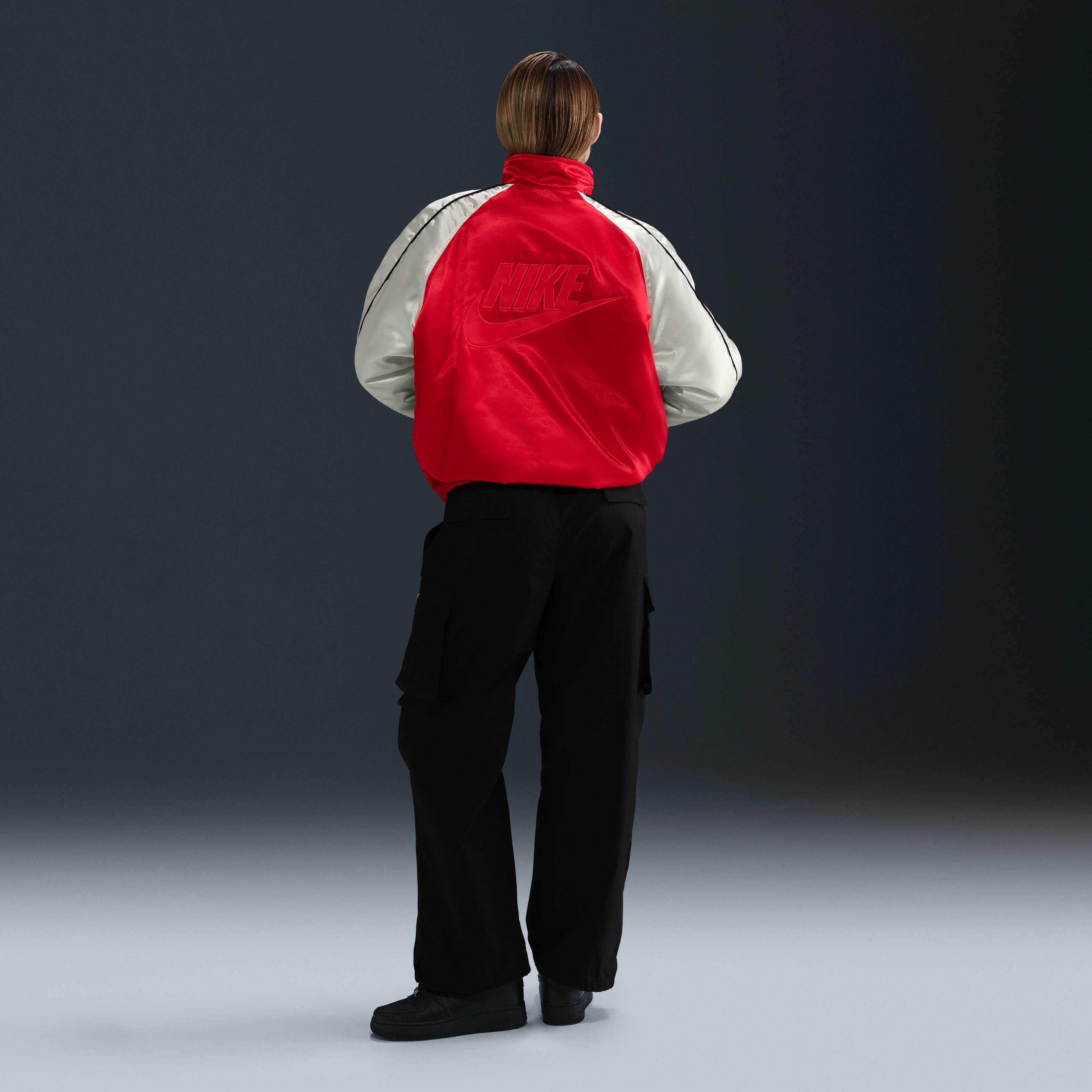 نايكي سبورتسوير ستريت image number 4