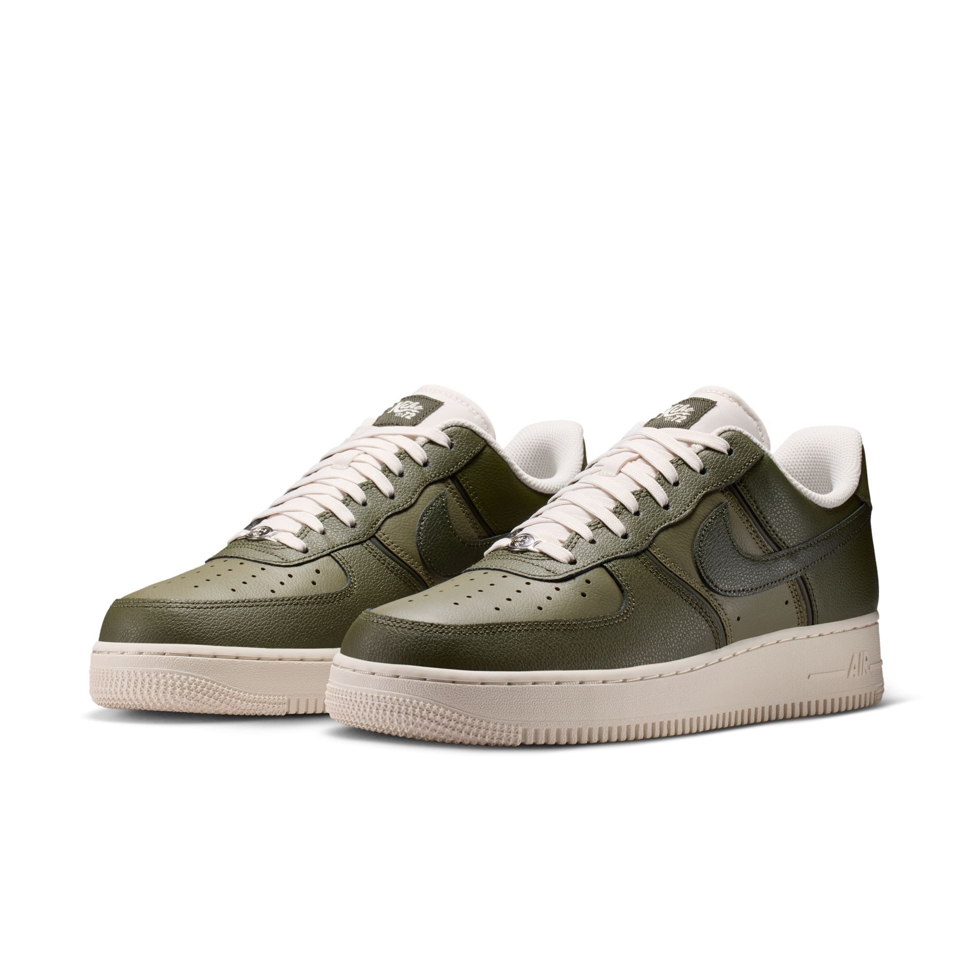 Nike Air Force 1 '07 LV8  image number 2