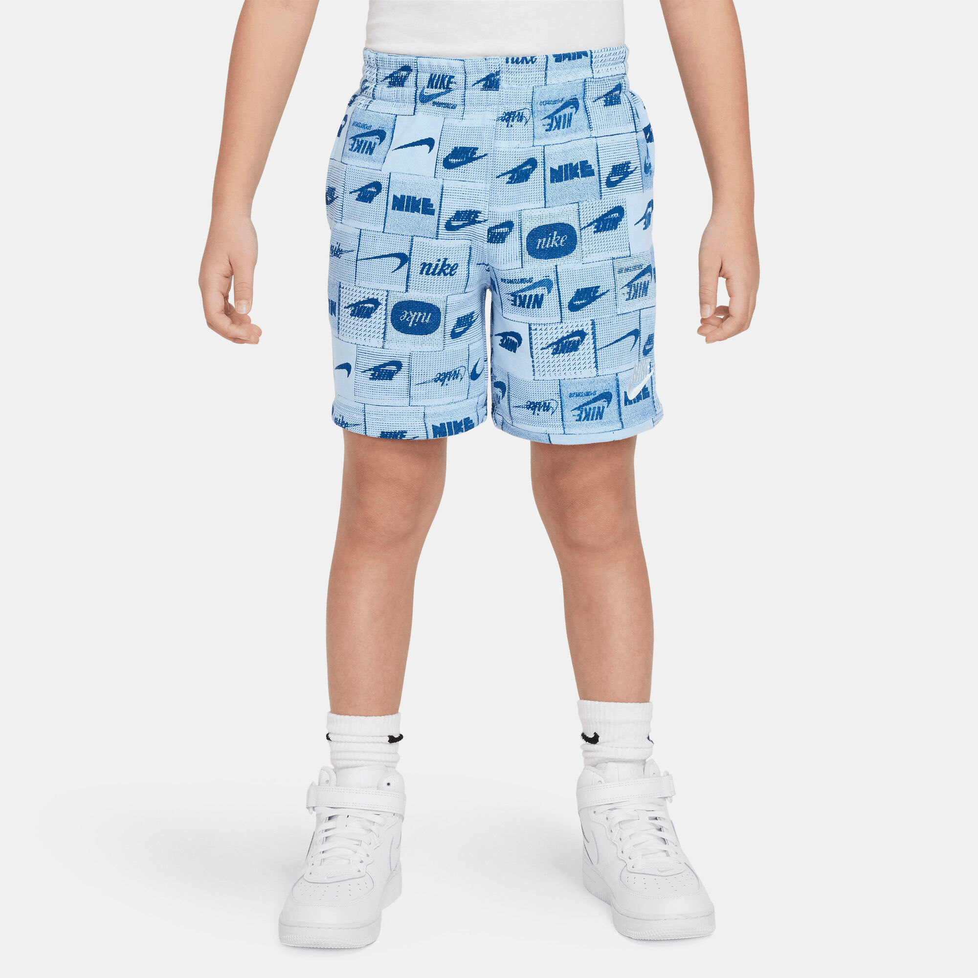 Nike Sportswear Club image number 0