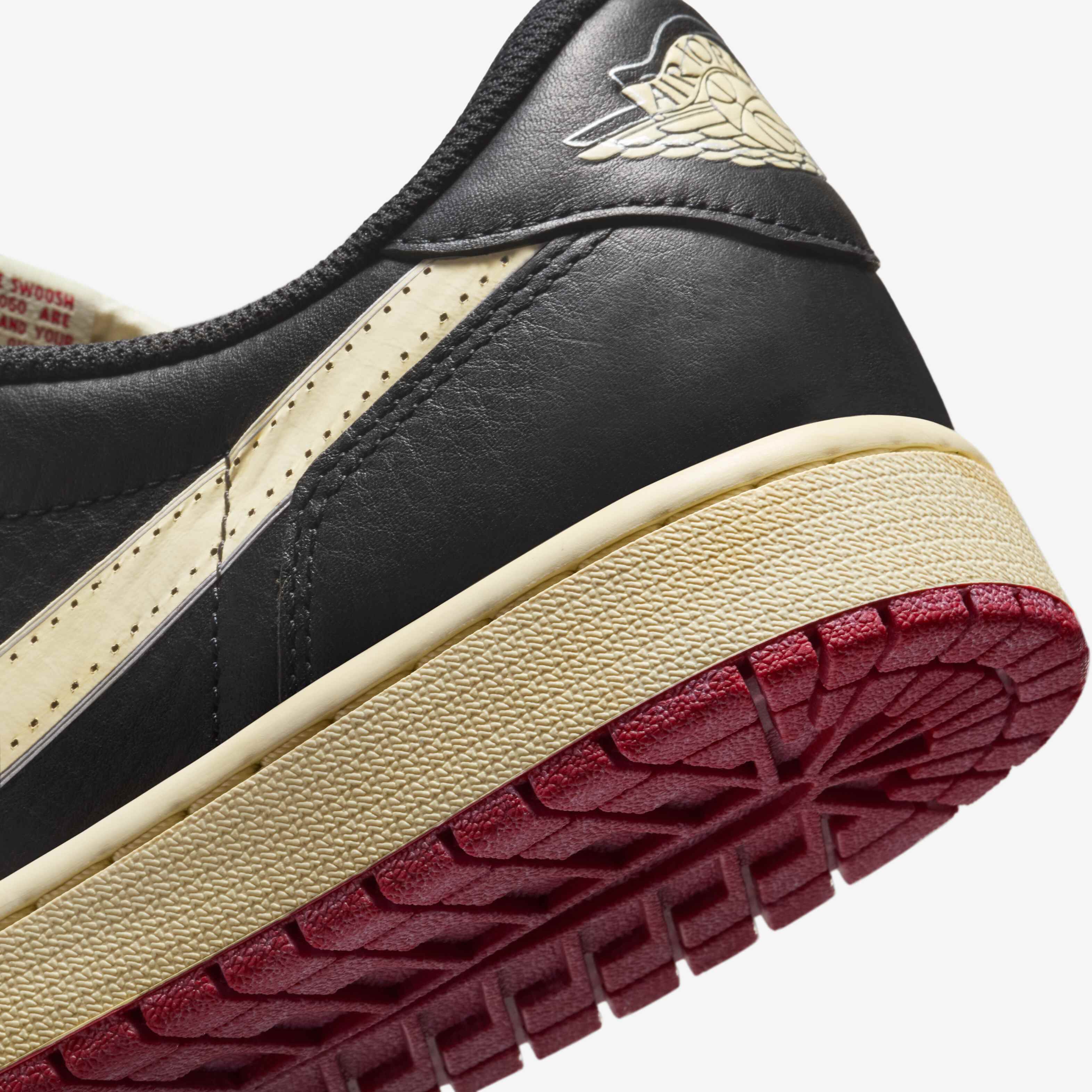 Air Jordan 1 Retro Low image number 7