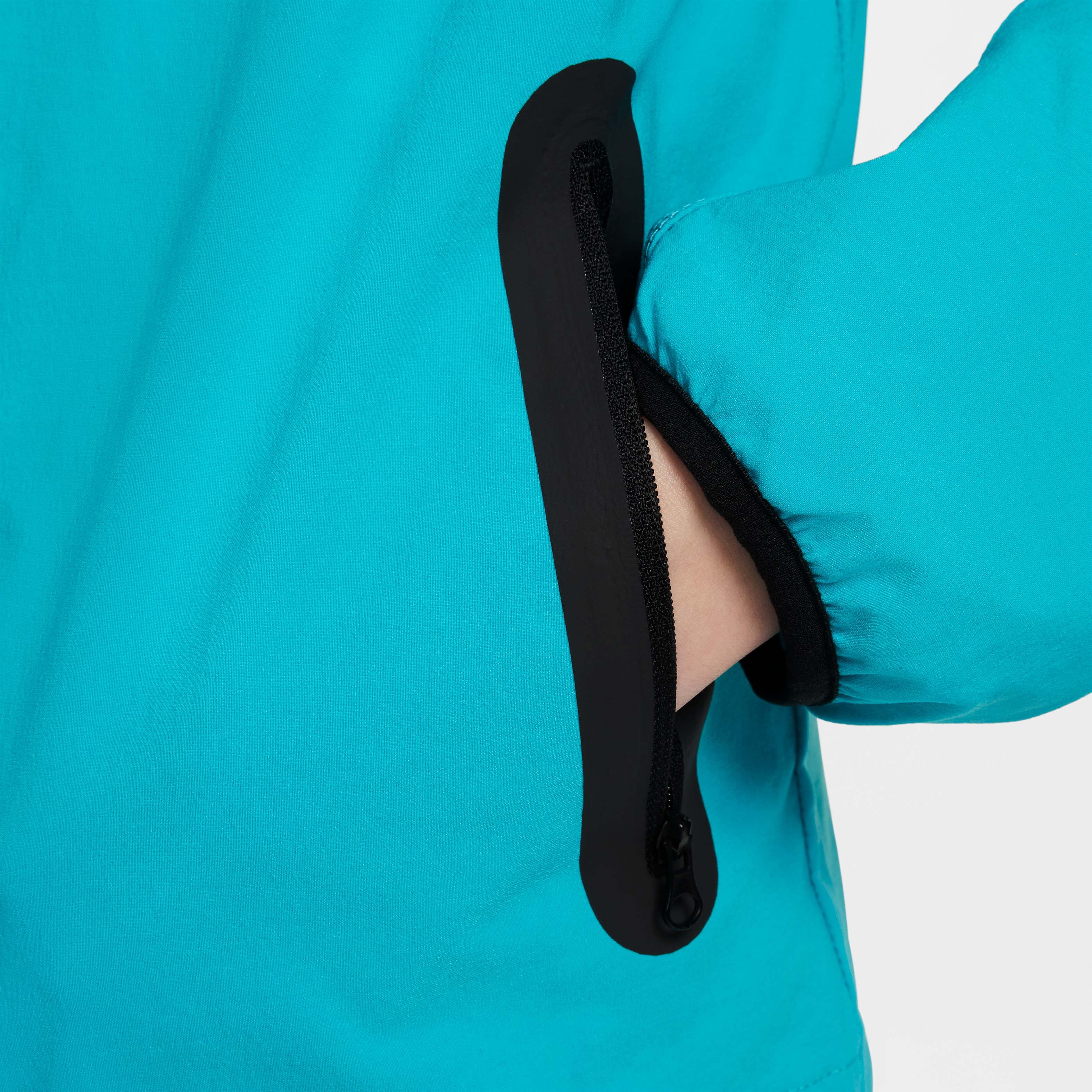 نايكي تك image number 4