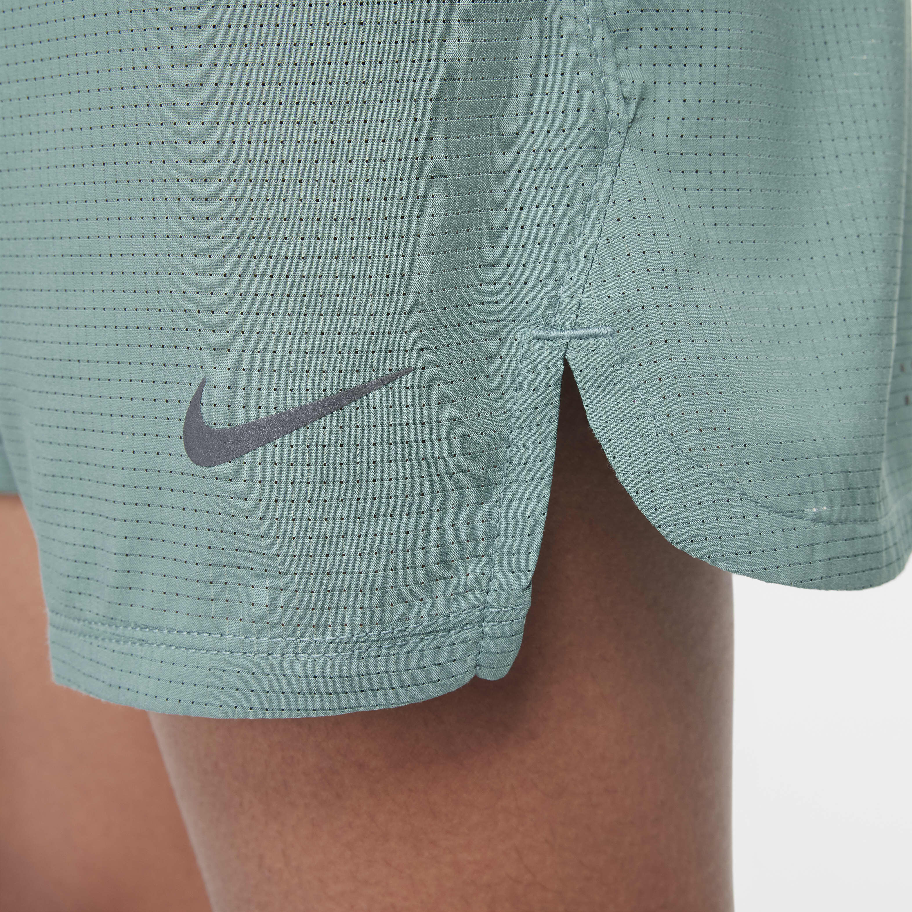 Nike Multi Tech image number 5