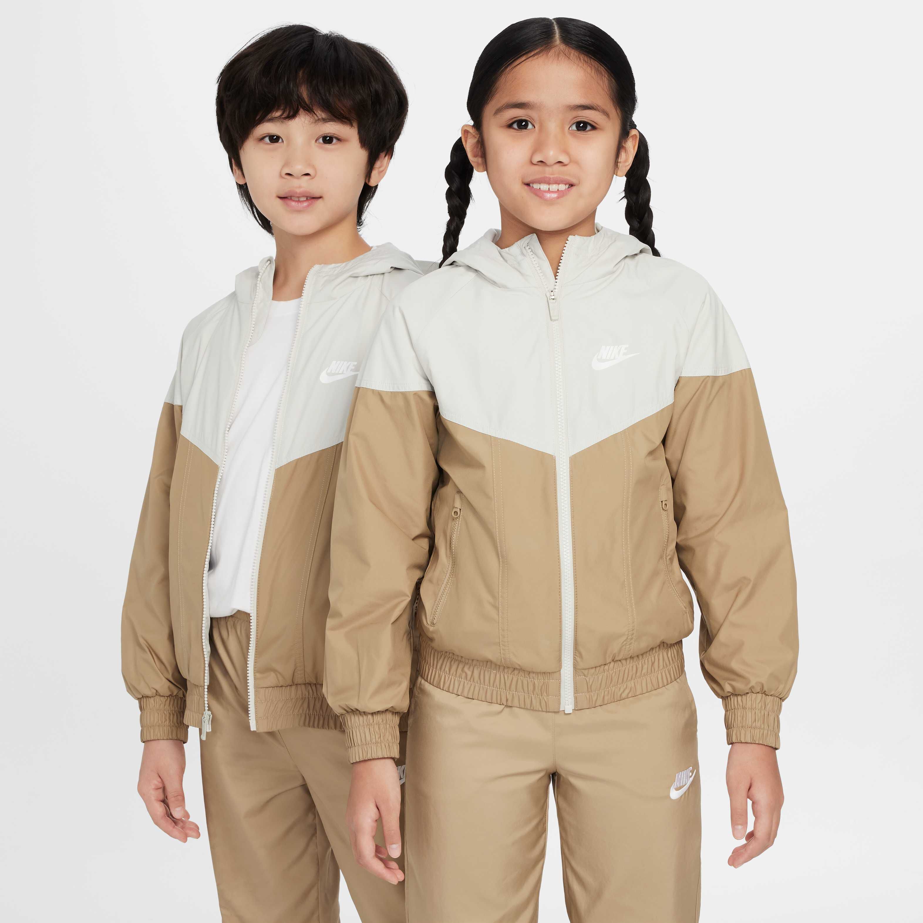 Nike Sportswear Club image number 0