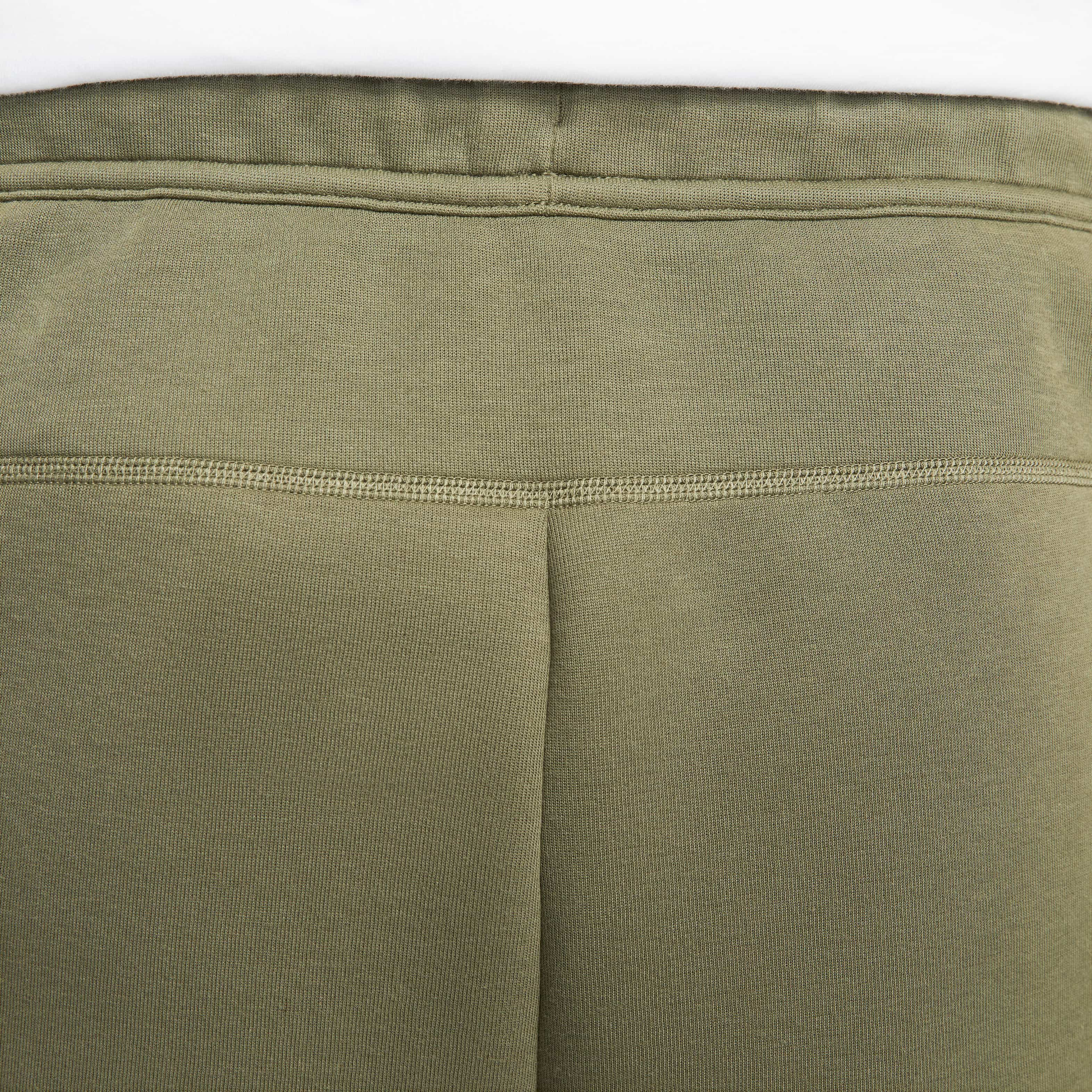 Nike Sportswear Tech Fleece image number 6
