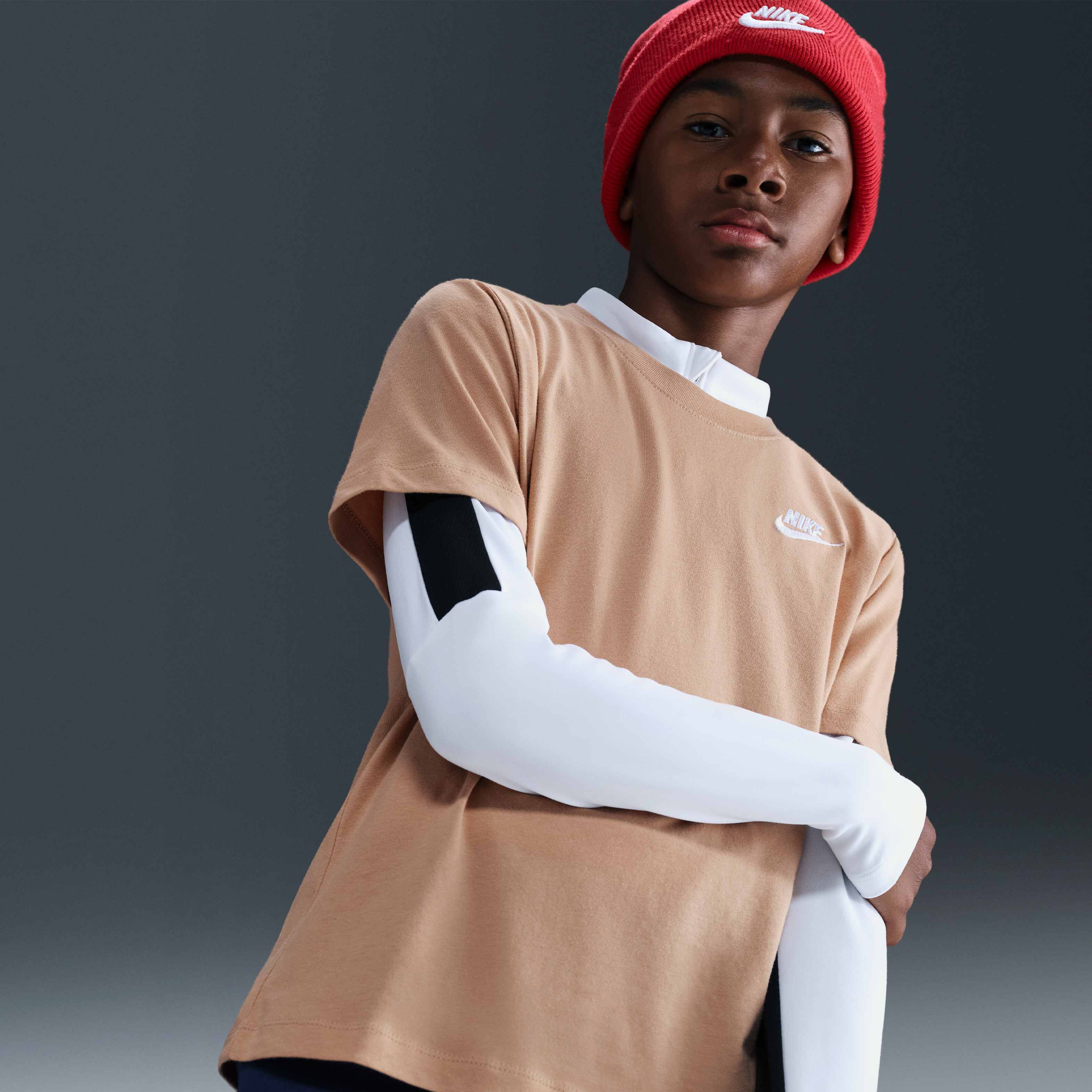 نايكي سبورتسوير image number 2