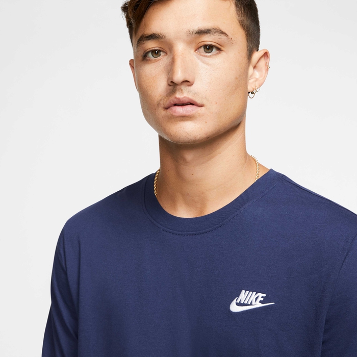 Nike Sportswear Club image number 2 Nike Sportswear Club image number 2