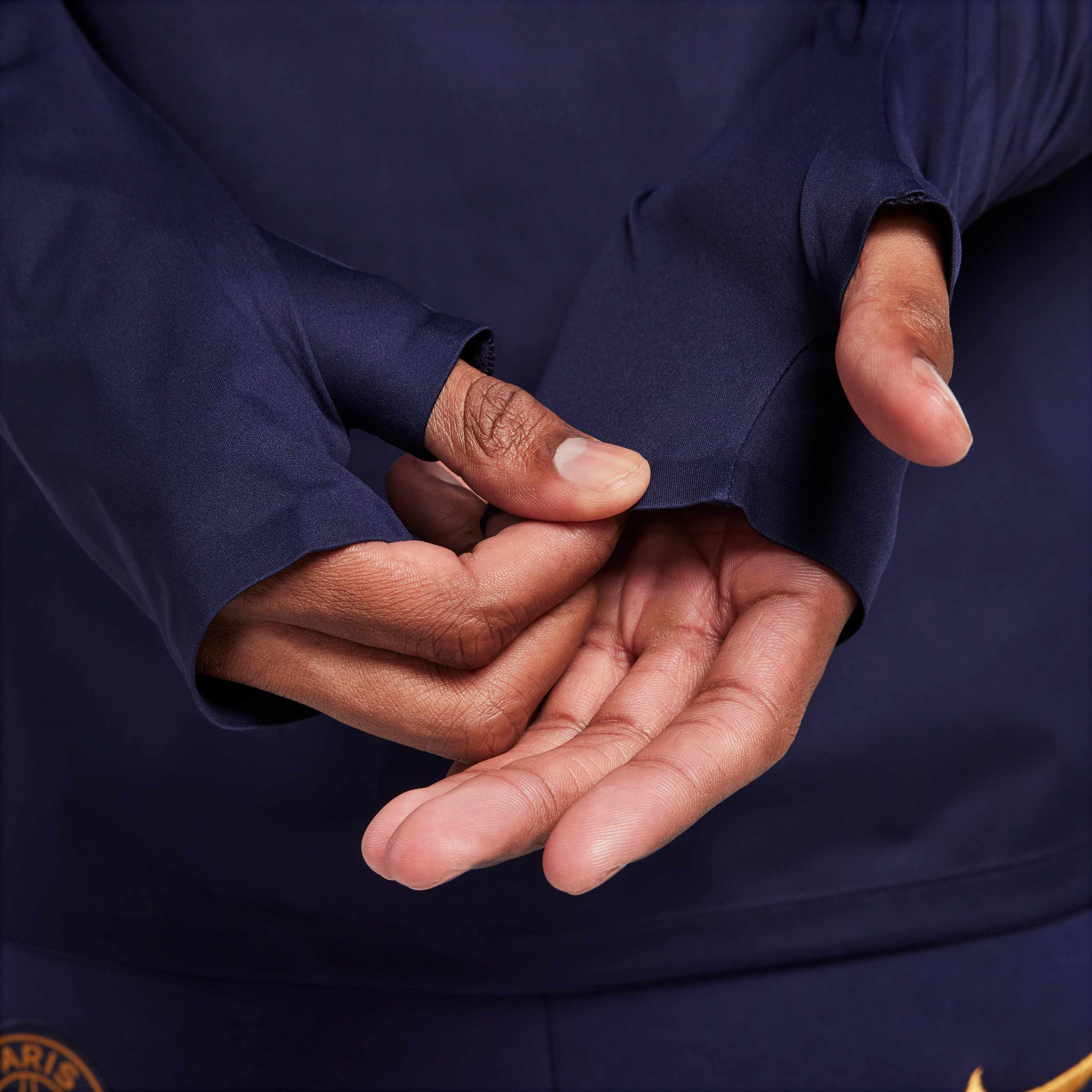 باريس سان جيرمان سترايك ايليت وينتر واريور image number 5