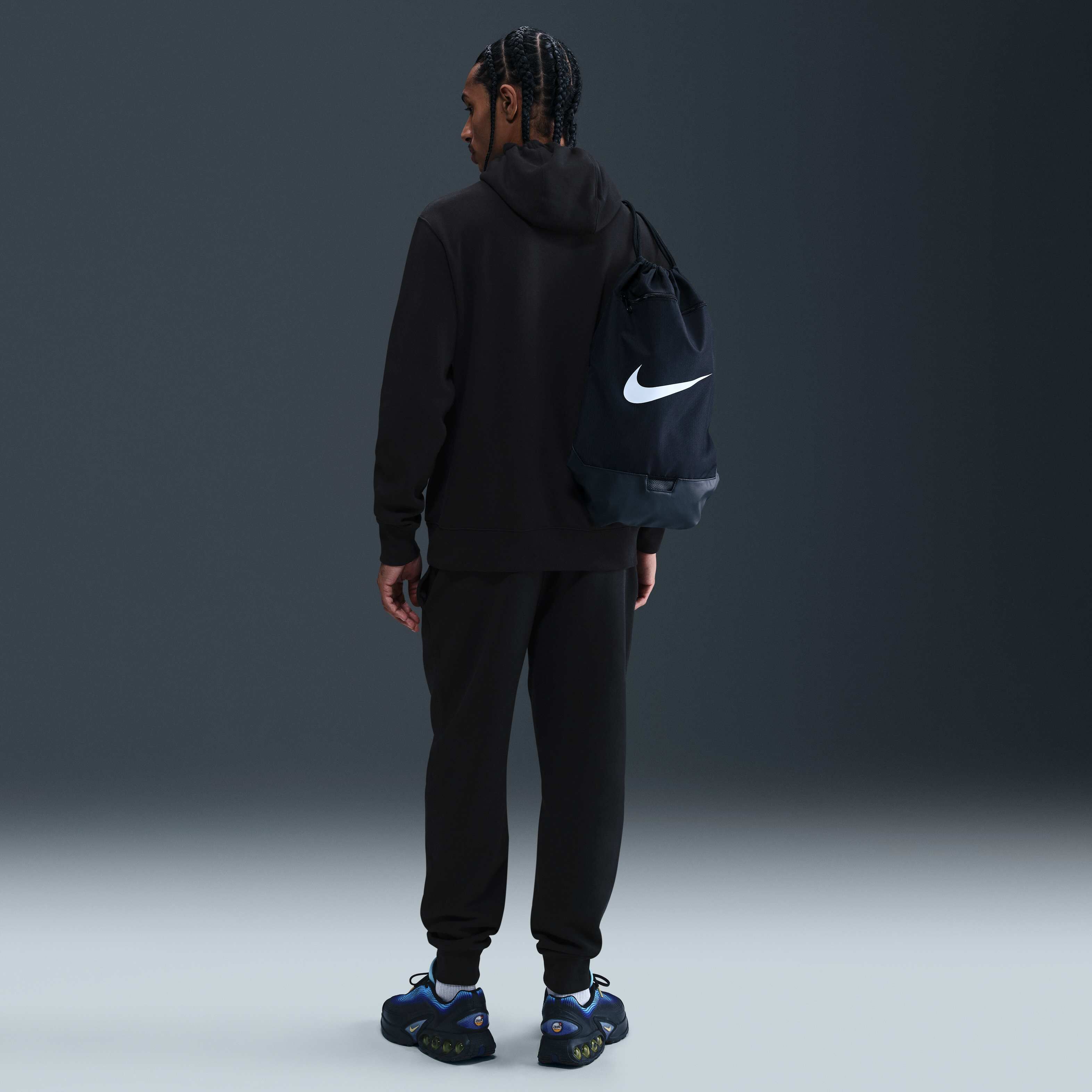 نايكي كلوب image number 4