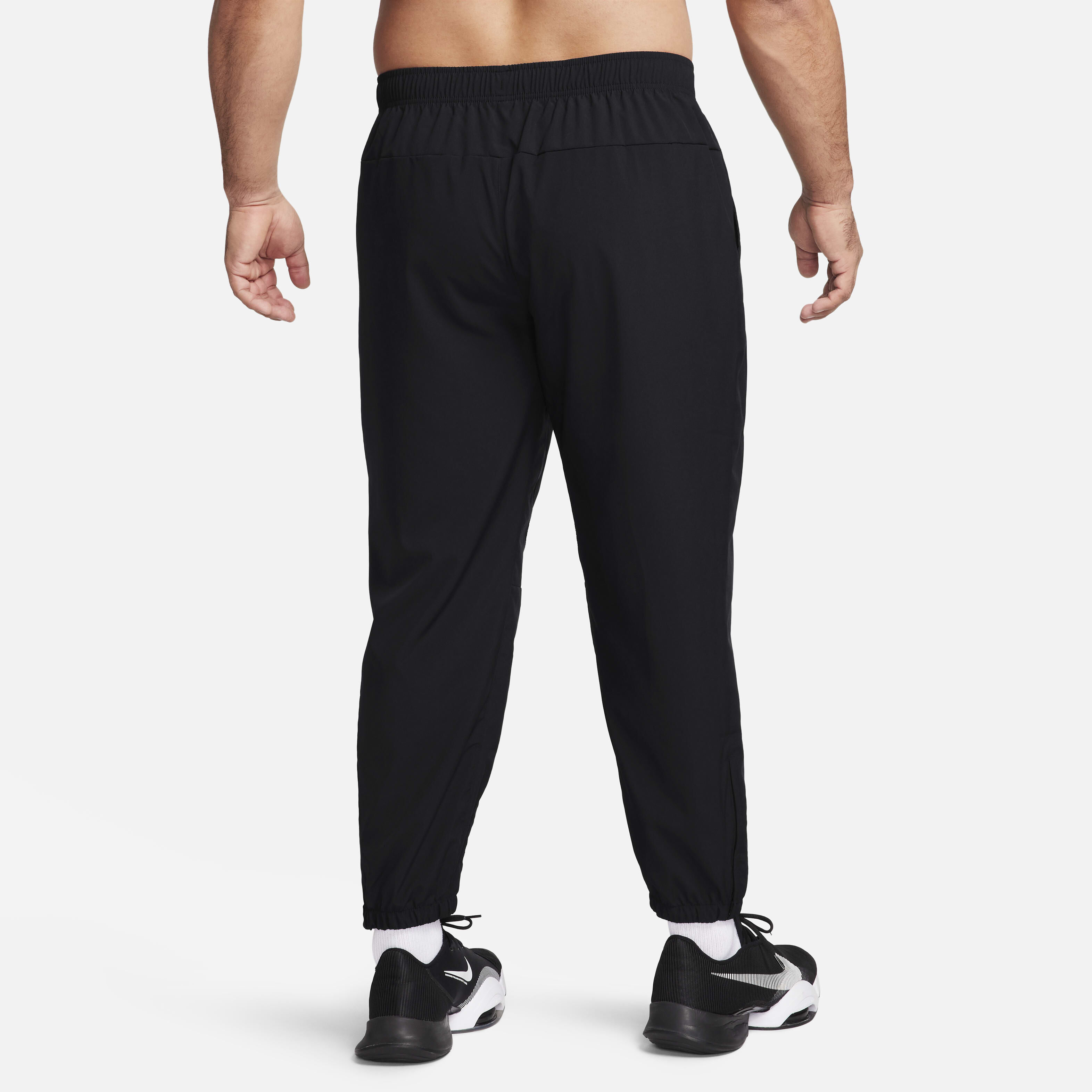 Nike men's slim fit max tapered leg shop