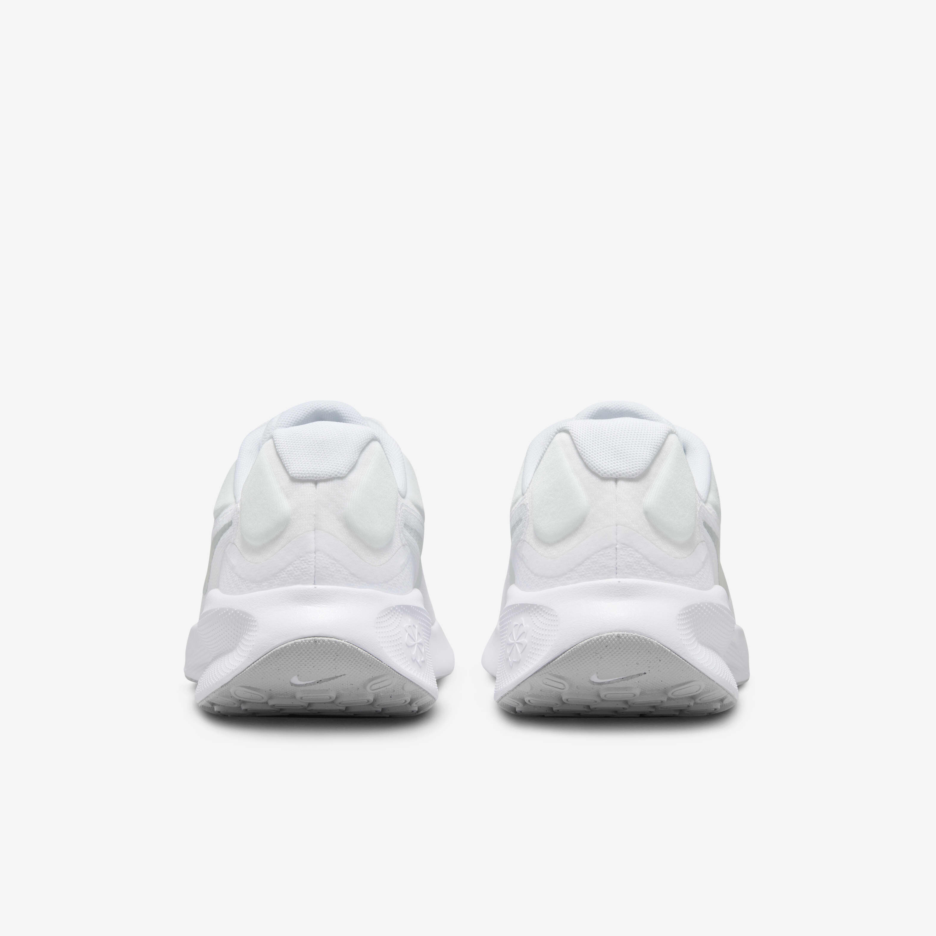 Nike Revolution 7 image number 6