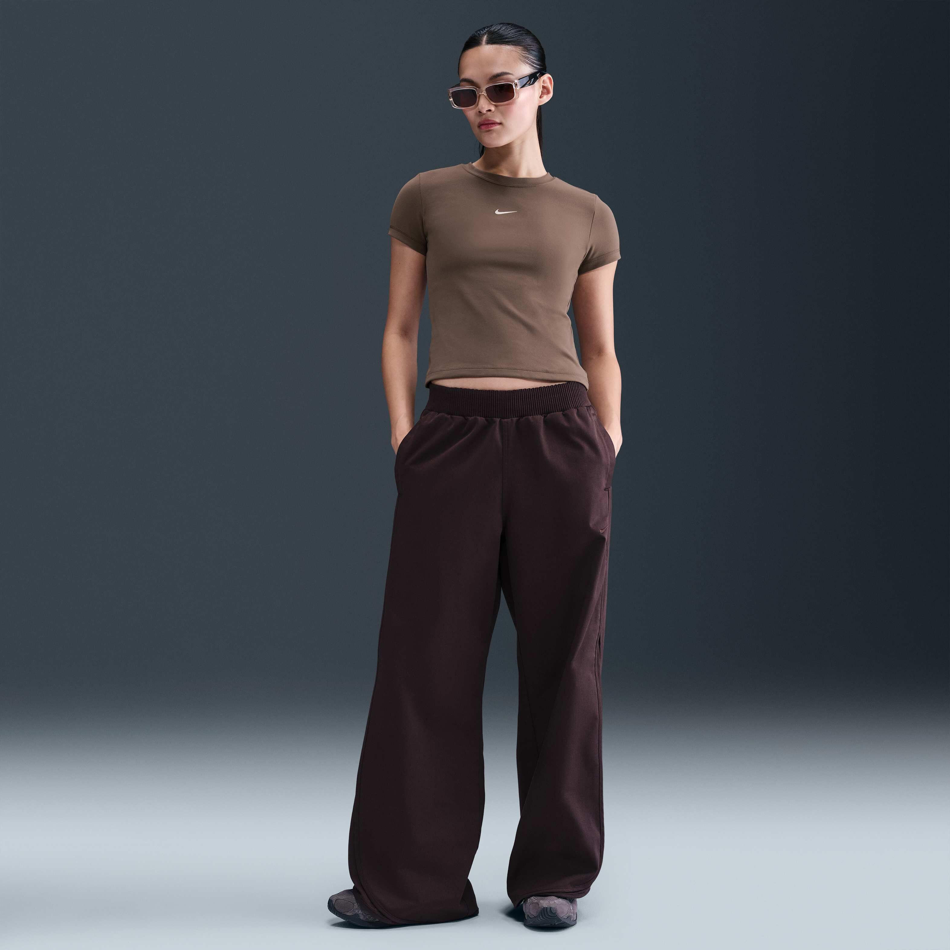 نايكي سبورتسوير image number 3