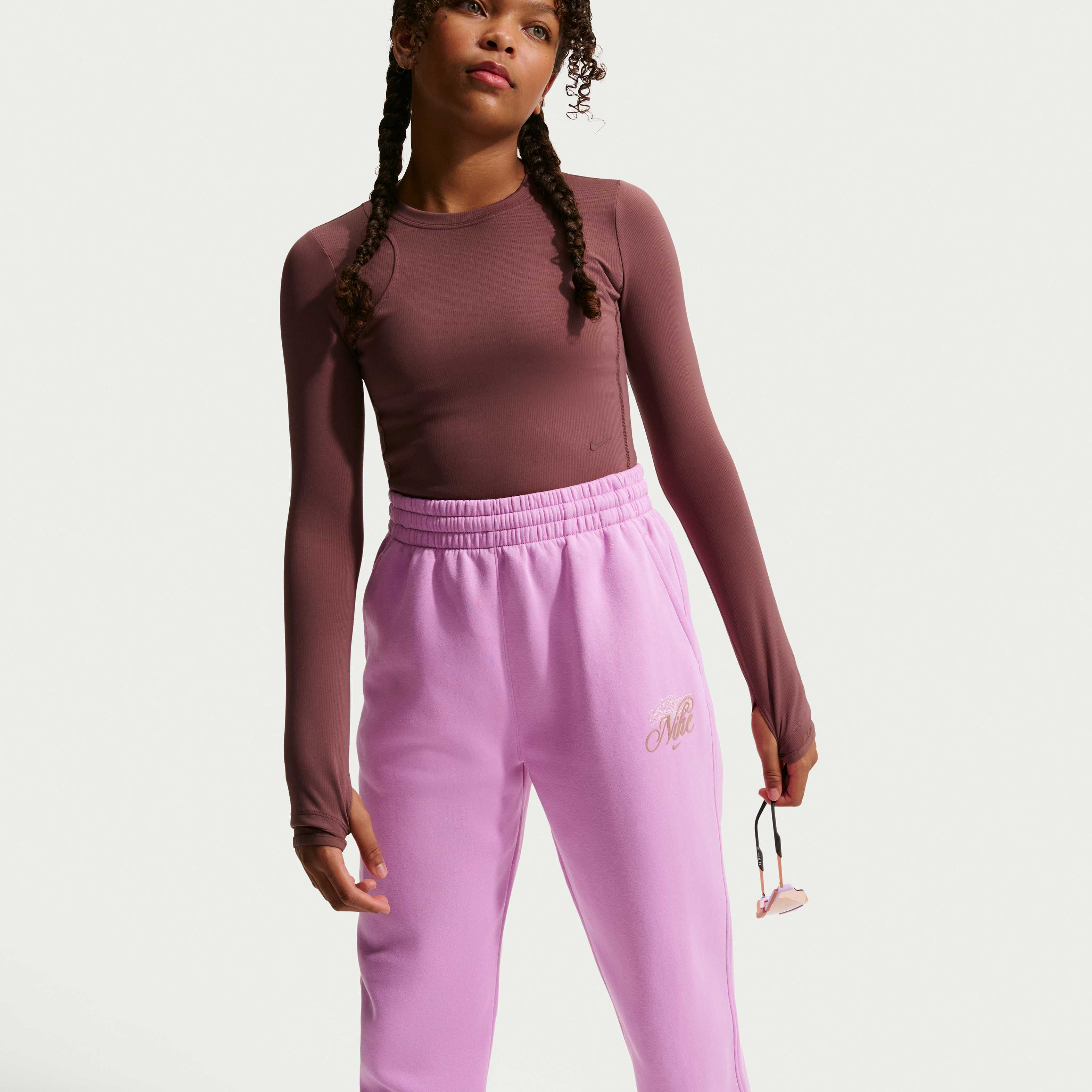 نايكي سبورتسوير كلوب فليس image number 3