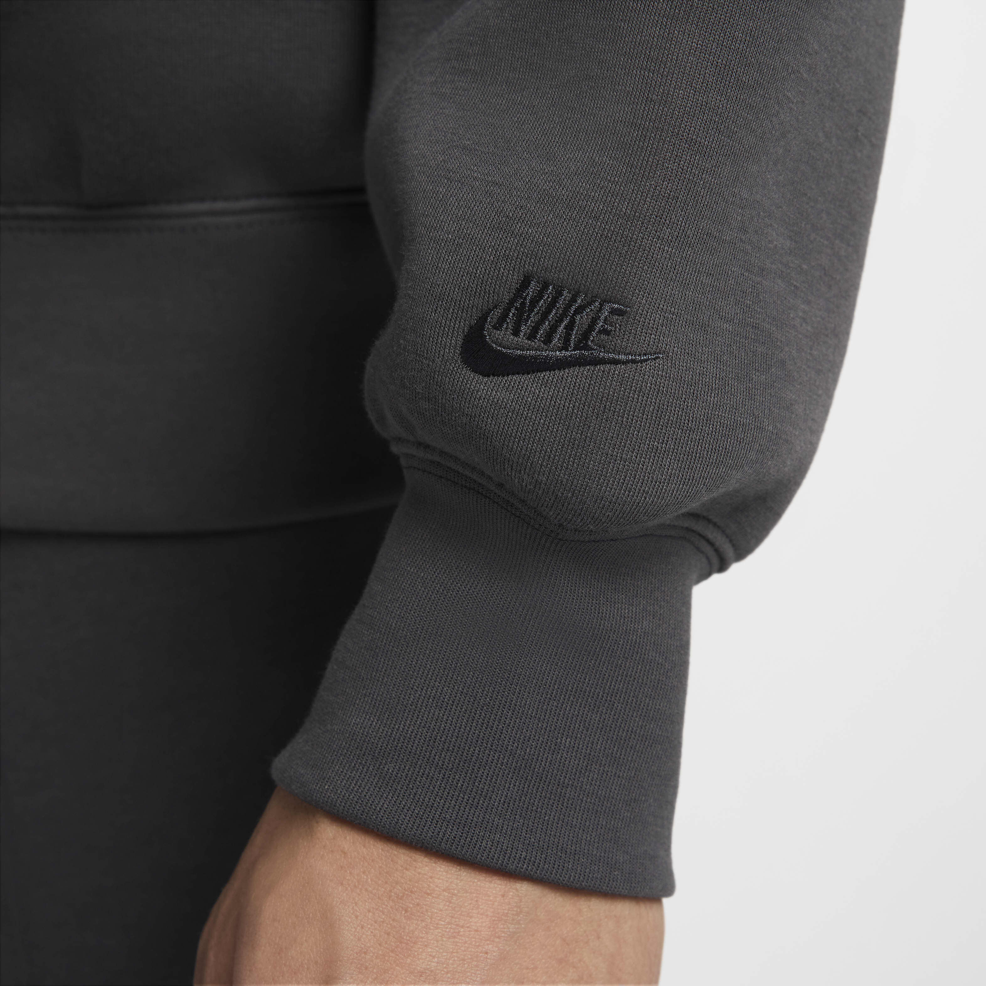 Nike Tech image number 5