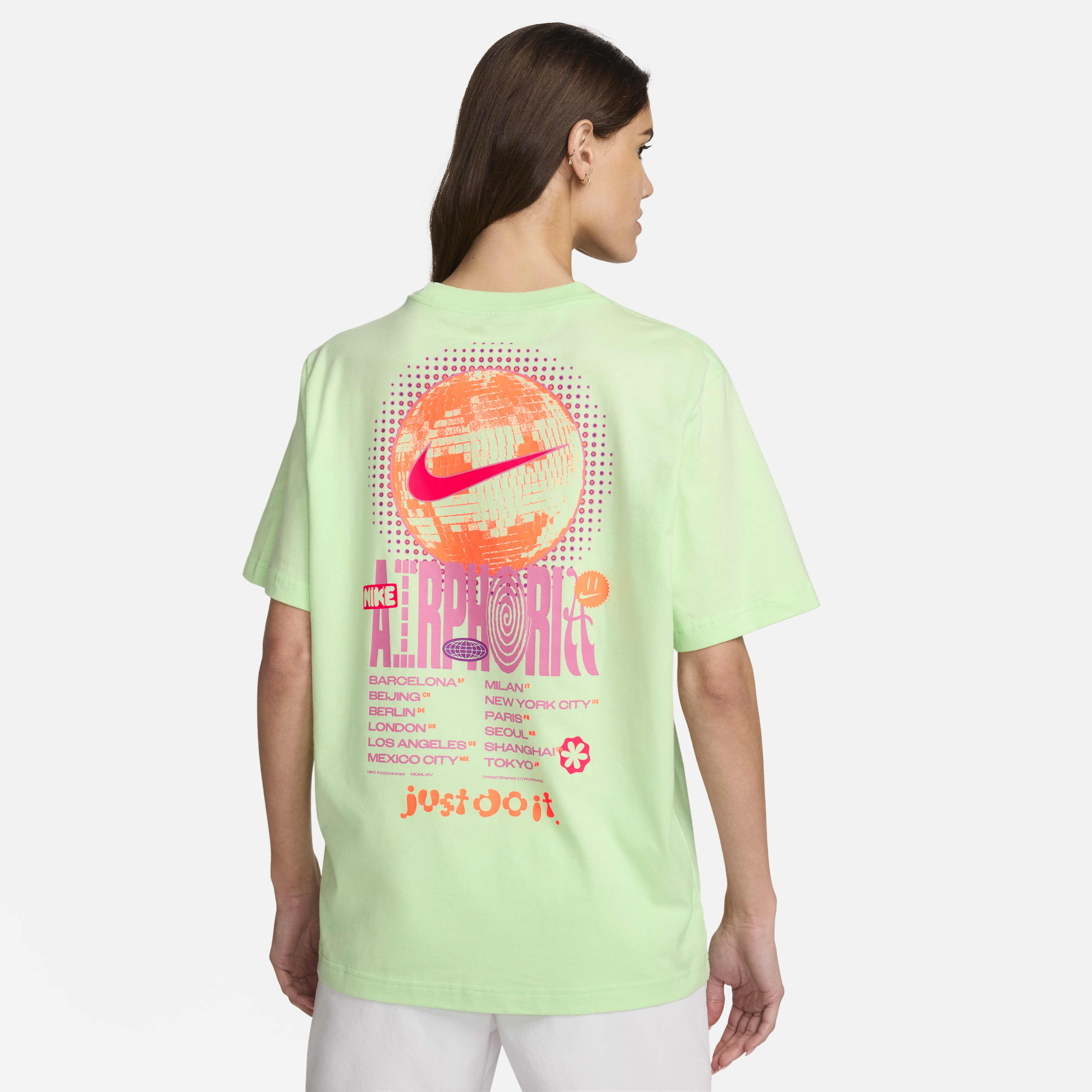 نايكي سبورتسوير image number 1