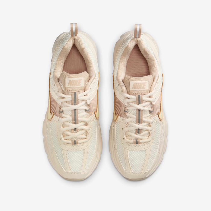 Nike Vomero 5 image number 3 Nike Vomero 5 image number 3