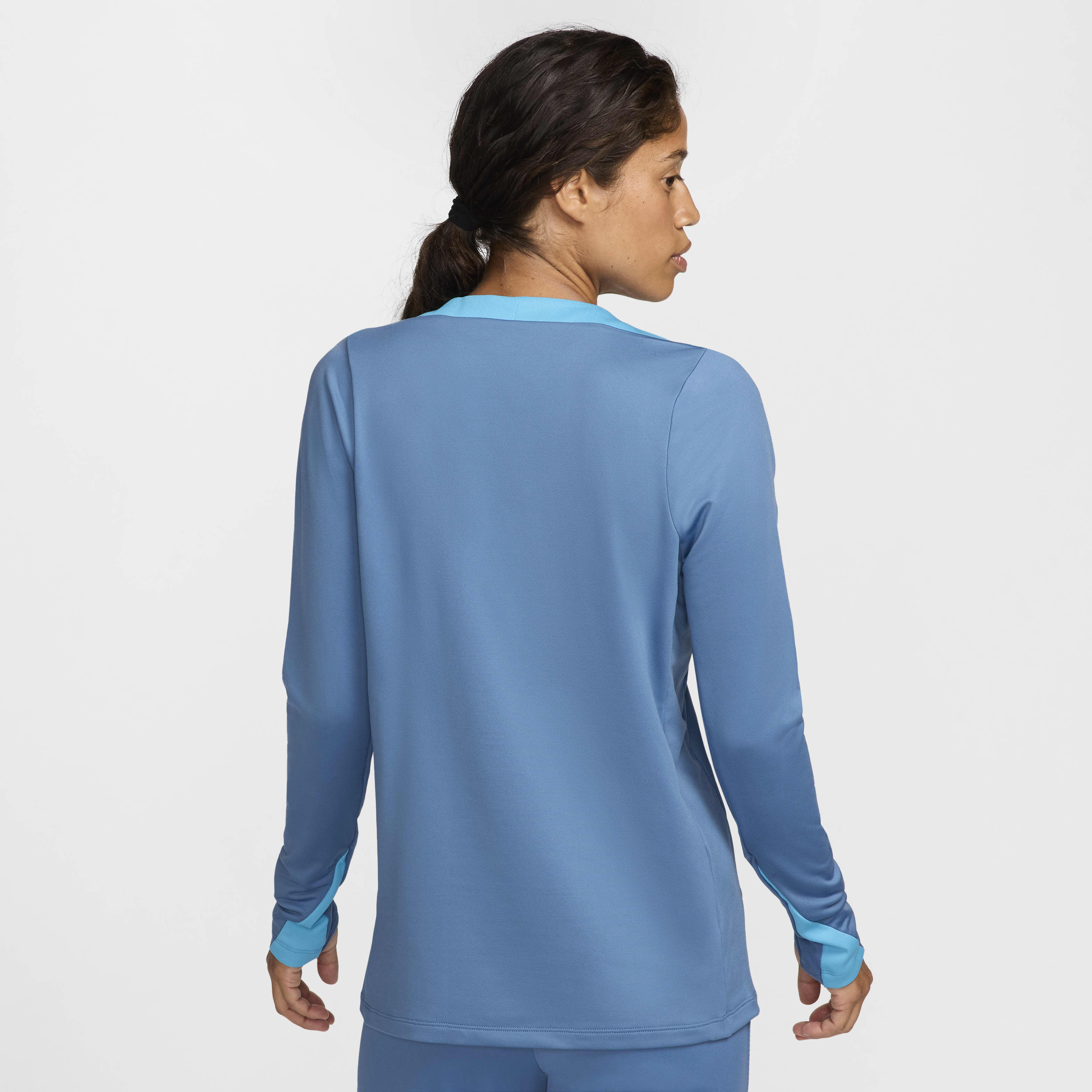 Nike Strike image number 1