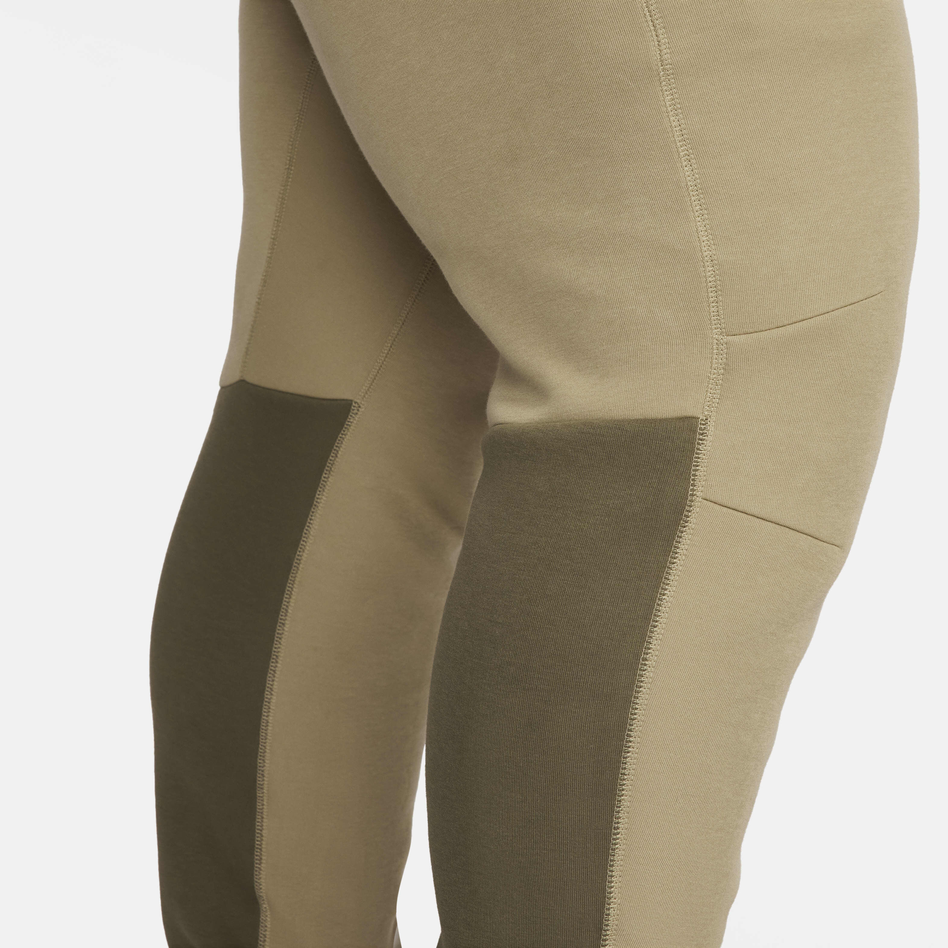 نايكي سبورتسوير تك فليس image number 14