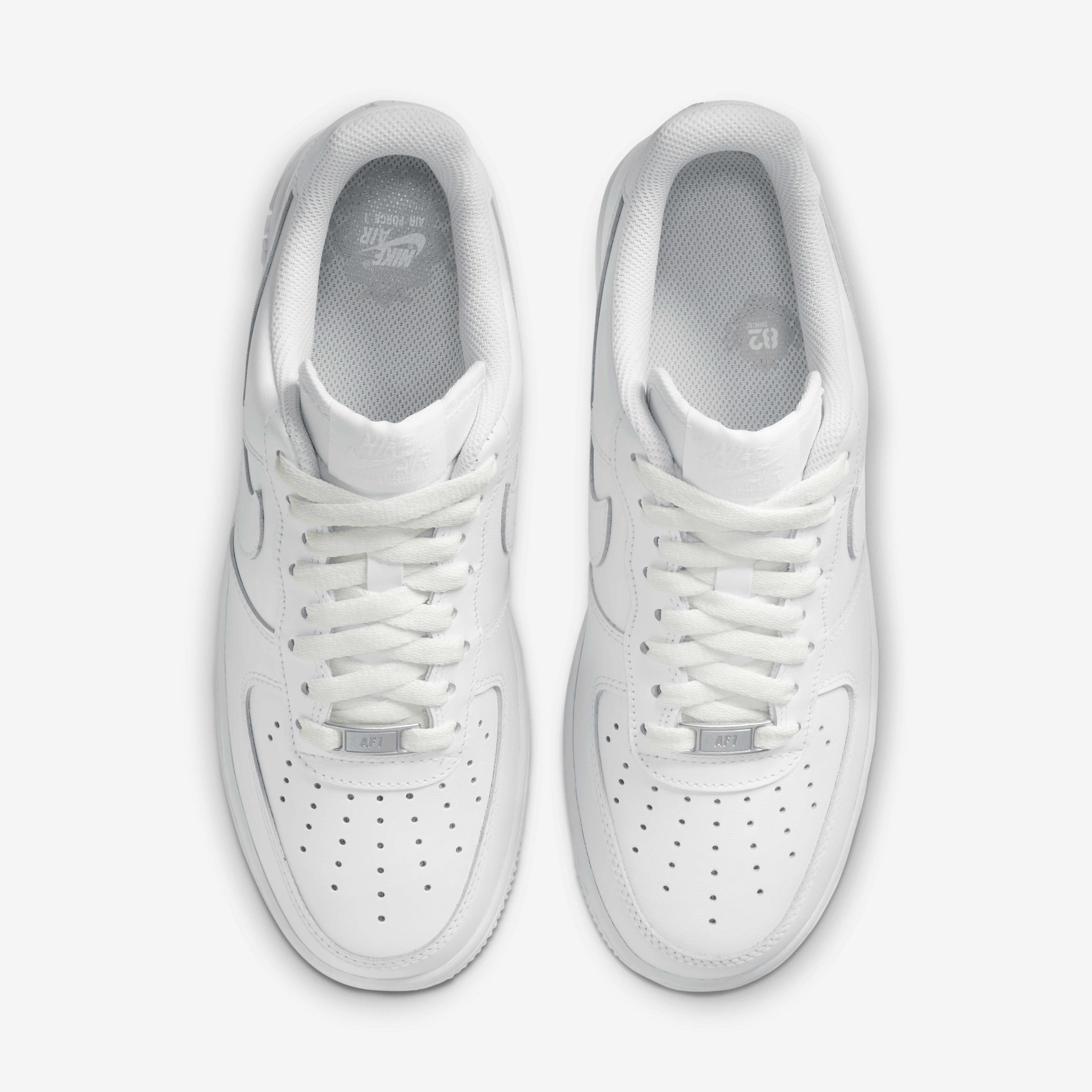 Nike air force 1 07 women's white size 9 top
